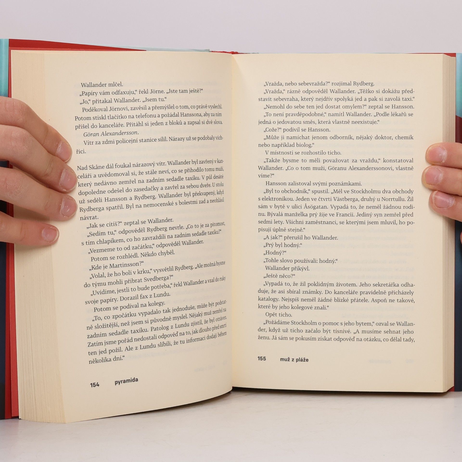 Henning Mankell Pyramida