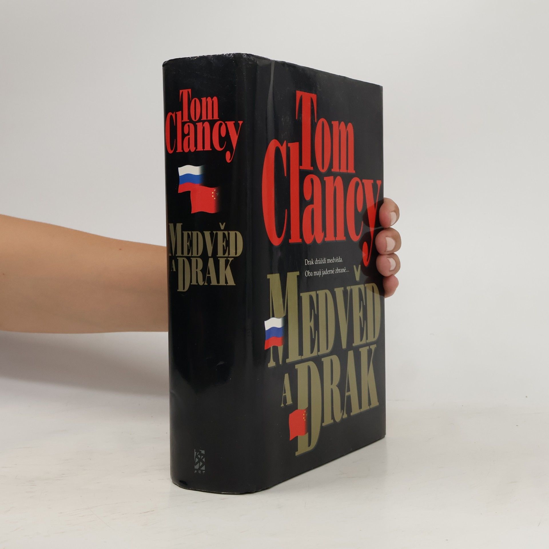 Tom Clancy Medvěd a drak