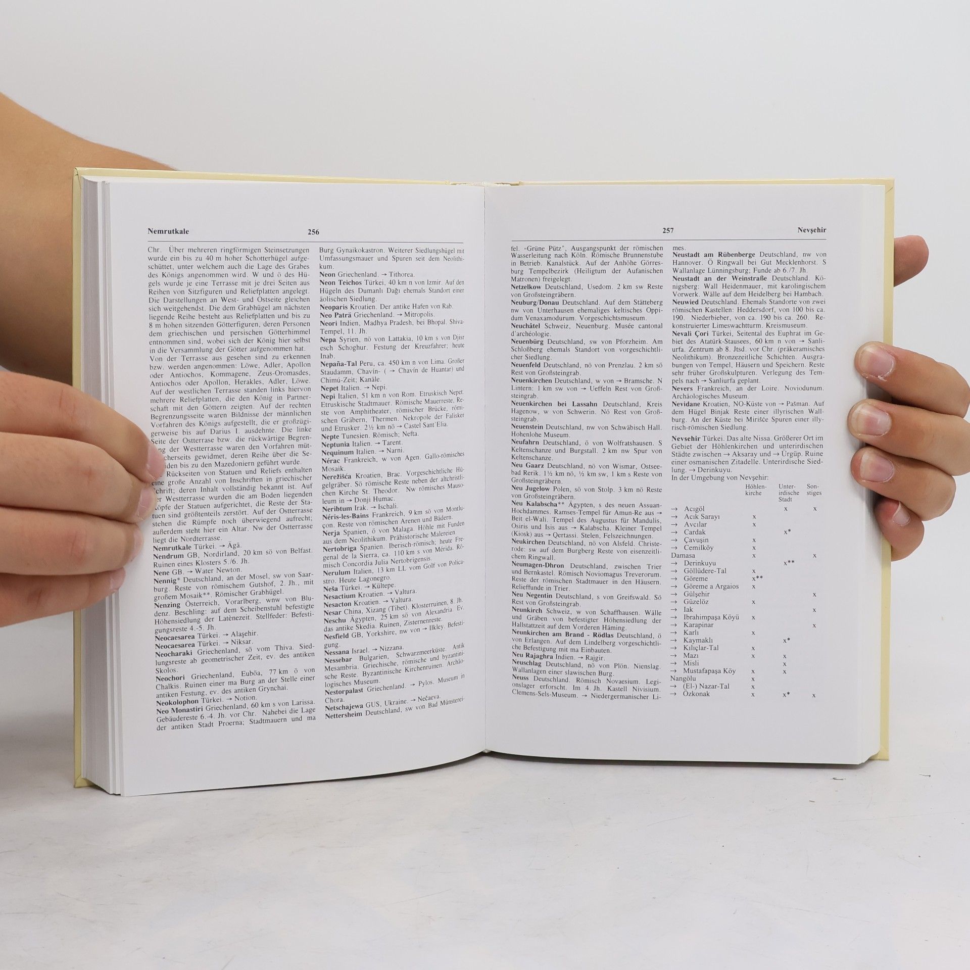 Otto-Hermann Storz Handbuch der Tempel-, Kult- und Ruinenstätten der Welt