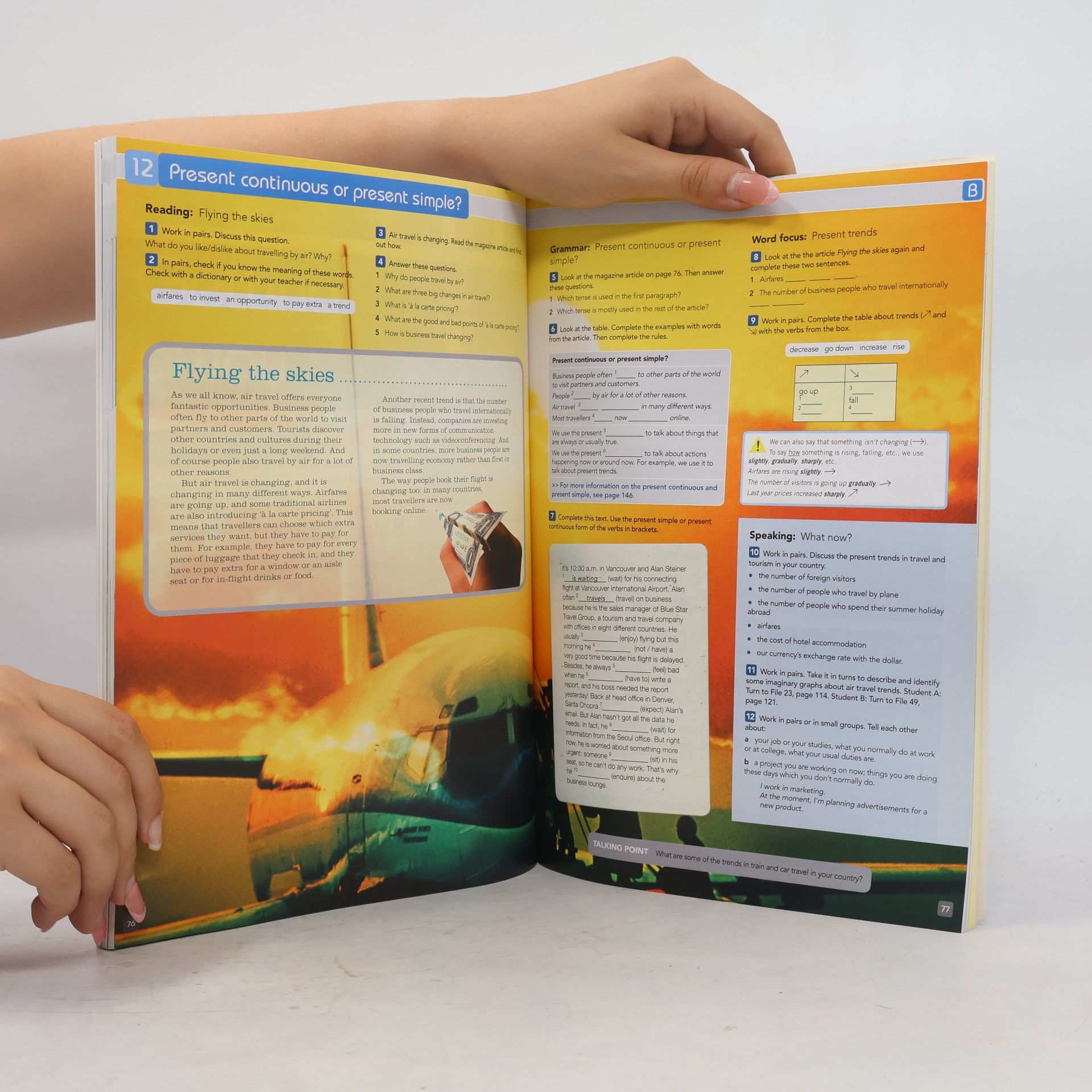 Irene Barrall Lifestyle : English for work, socializing & travel : elementary coursebook