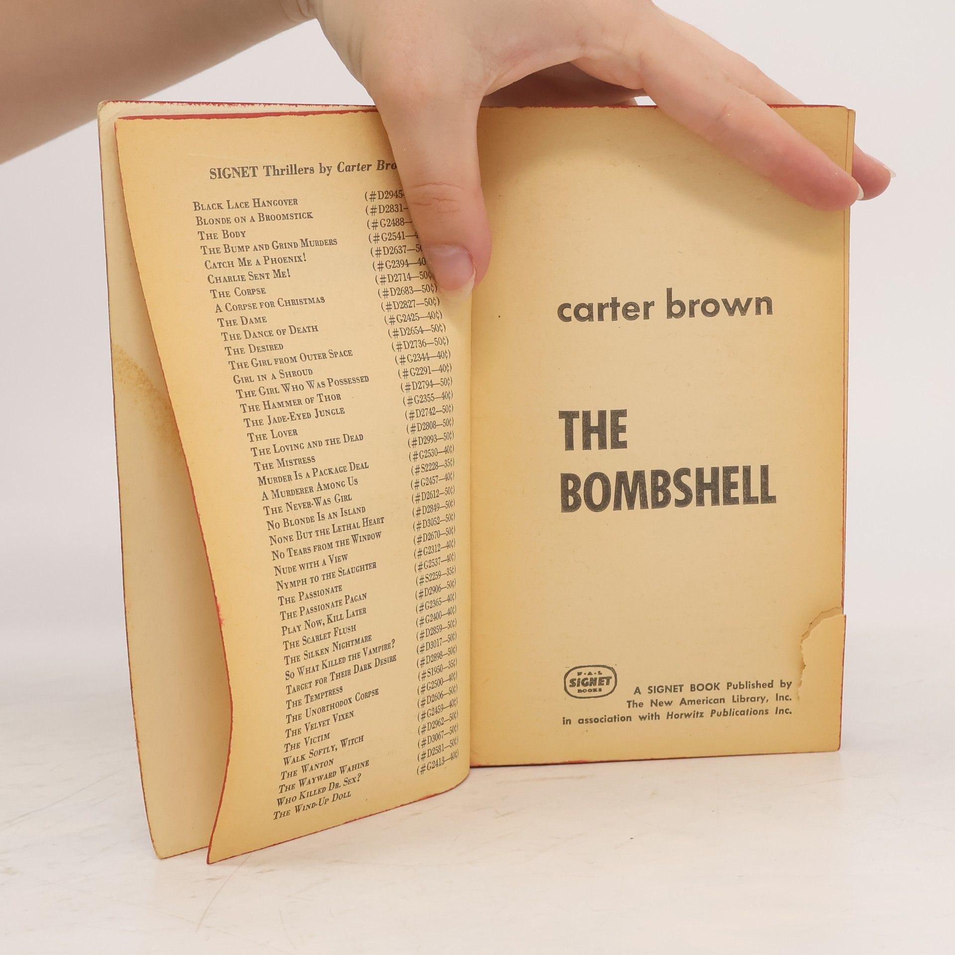 Carter Brown The Bombshell