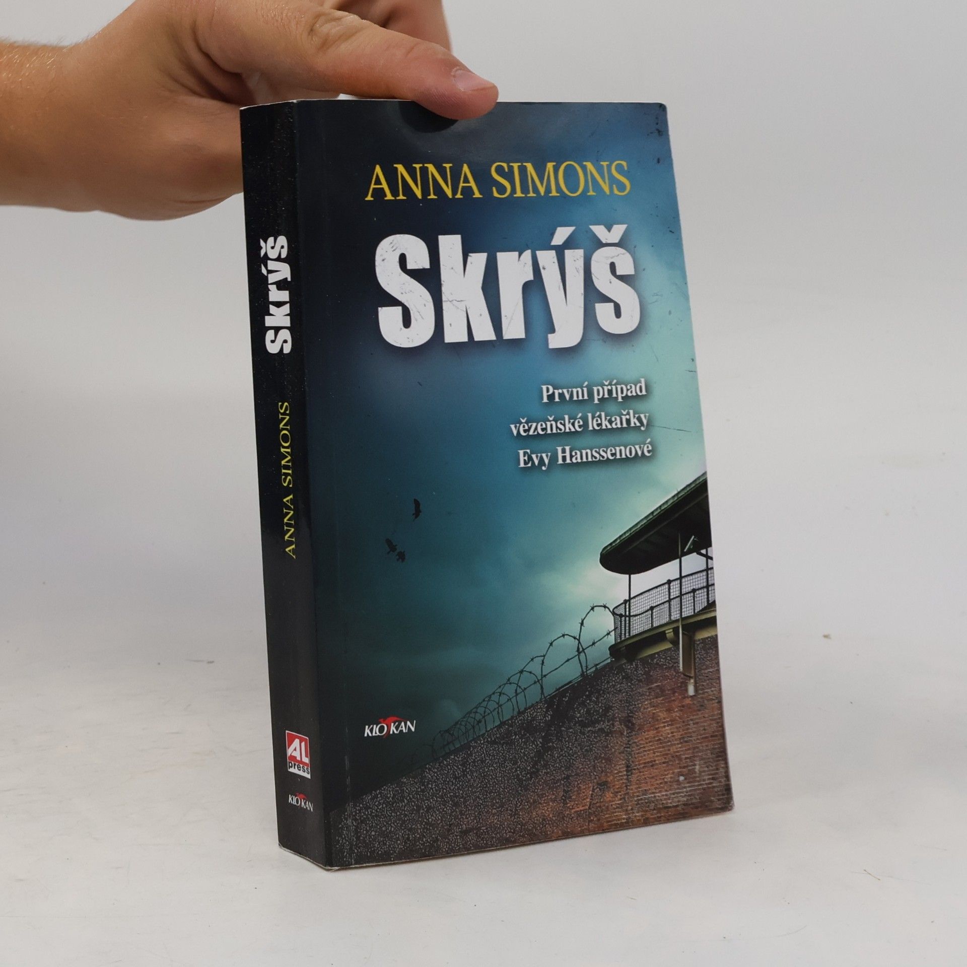 Anna Simons Skrýš