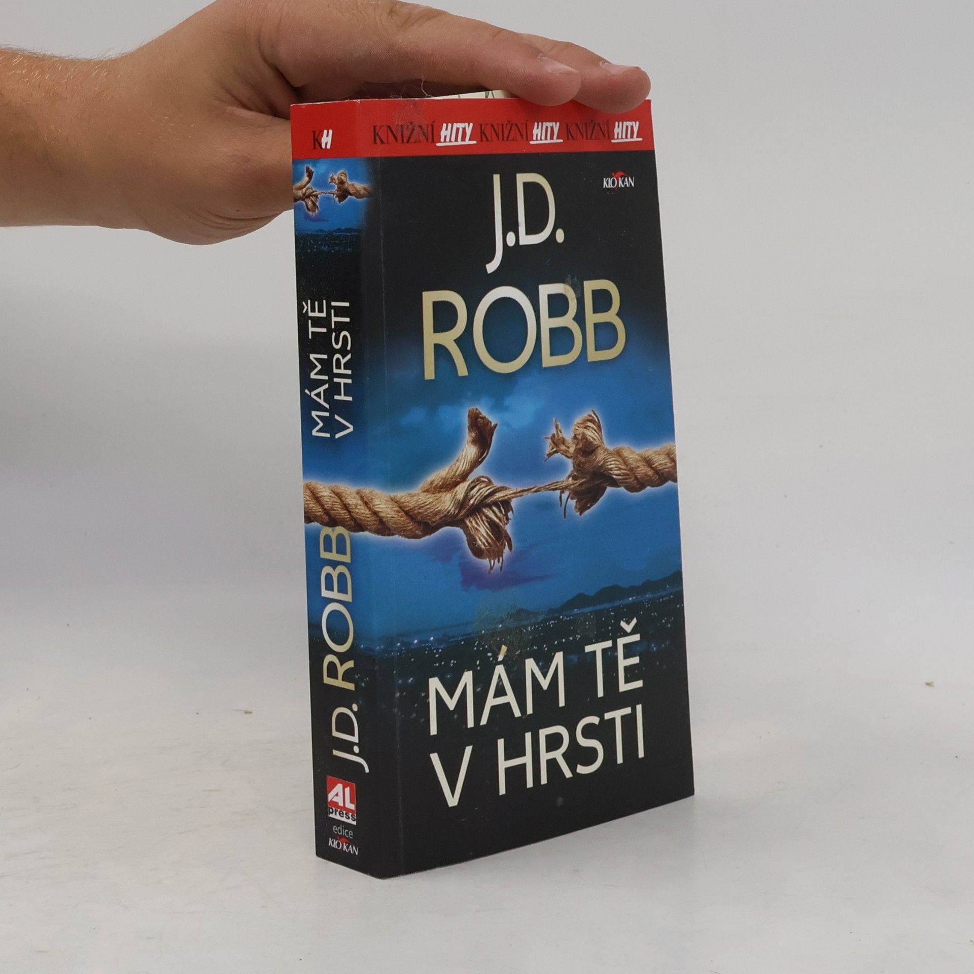 Mám tě v hrsti