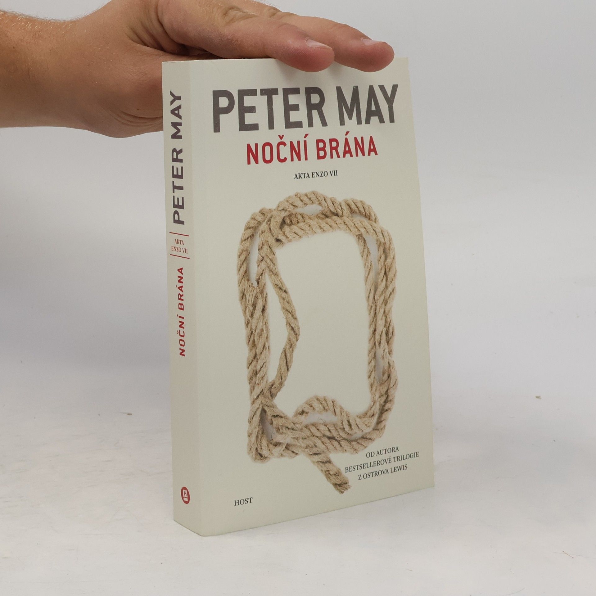 Peter May Noční brána