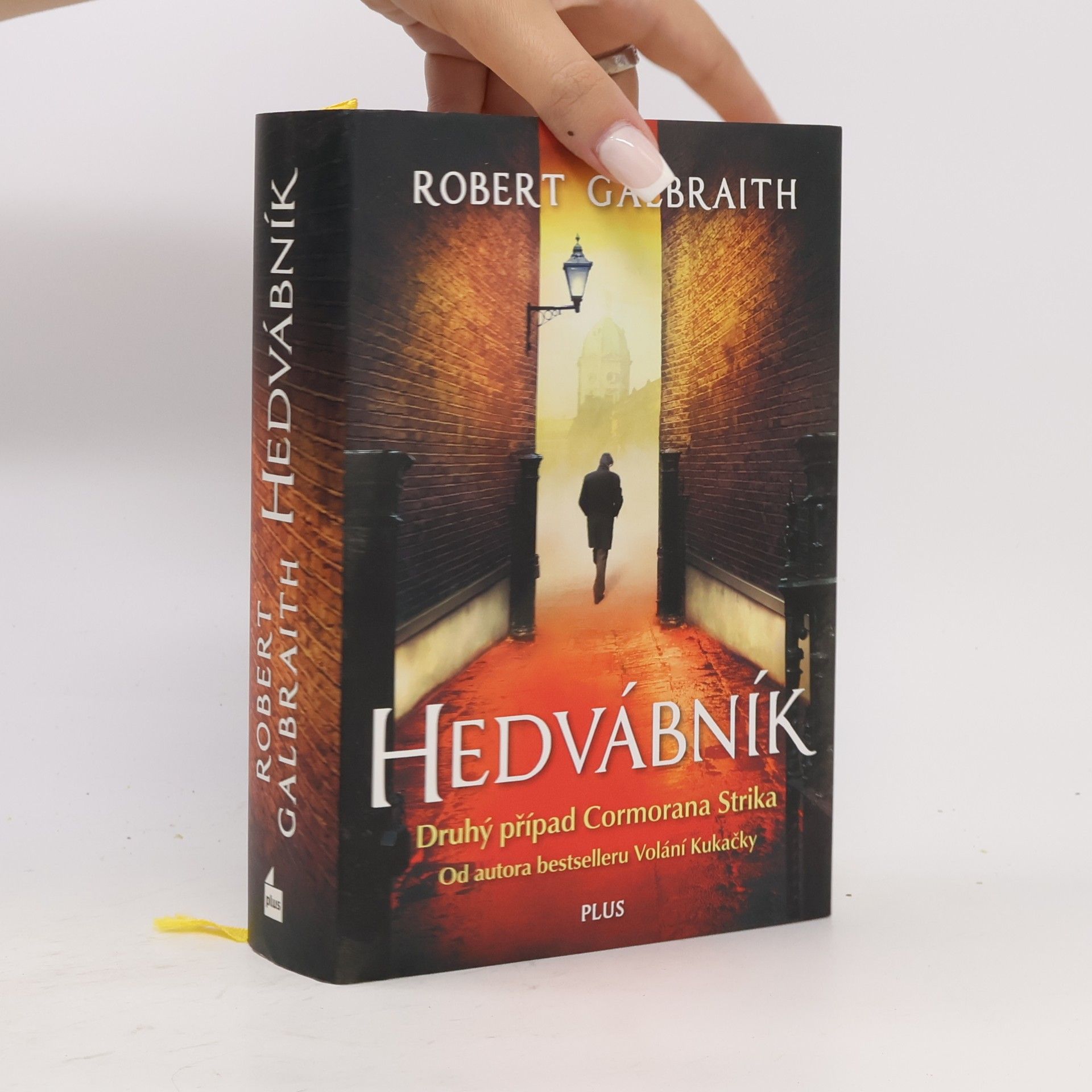 J. K. Rowling Hedvábník