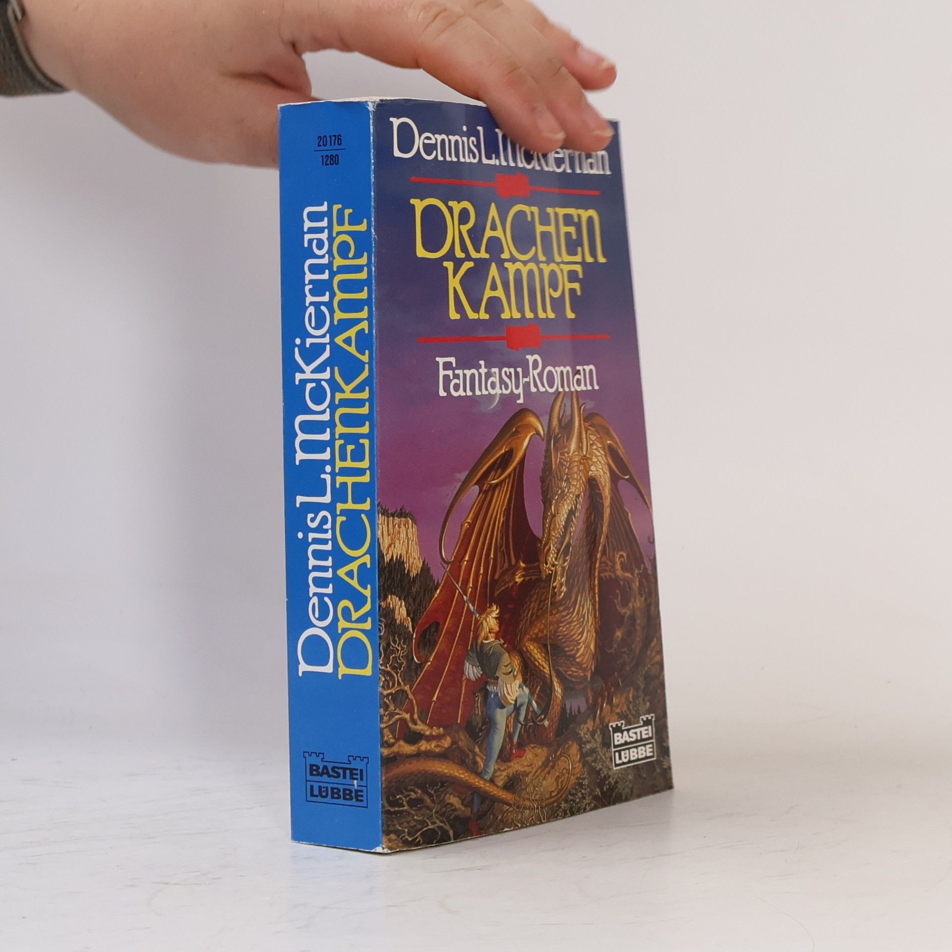 Dennis L. McKiernan Drachenkampf. Fantasy-Roman