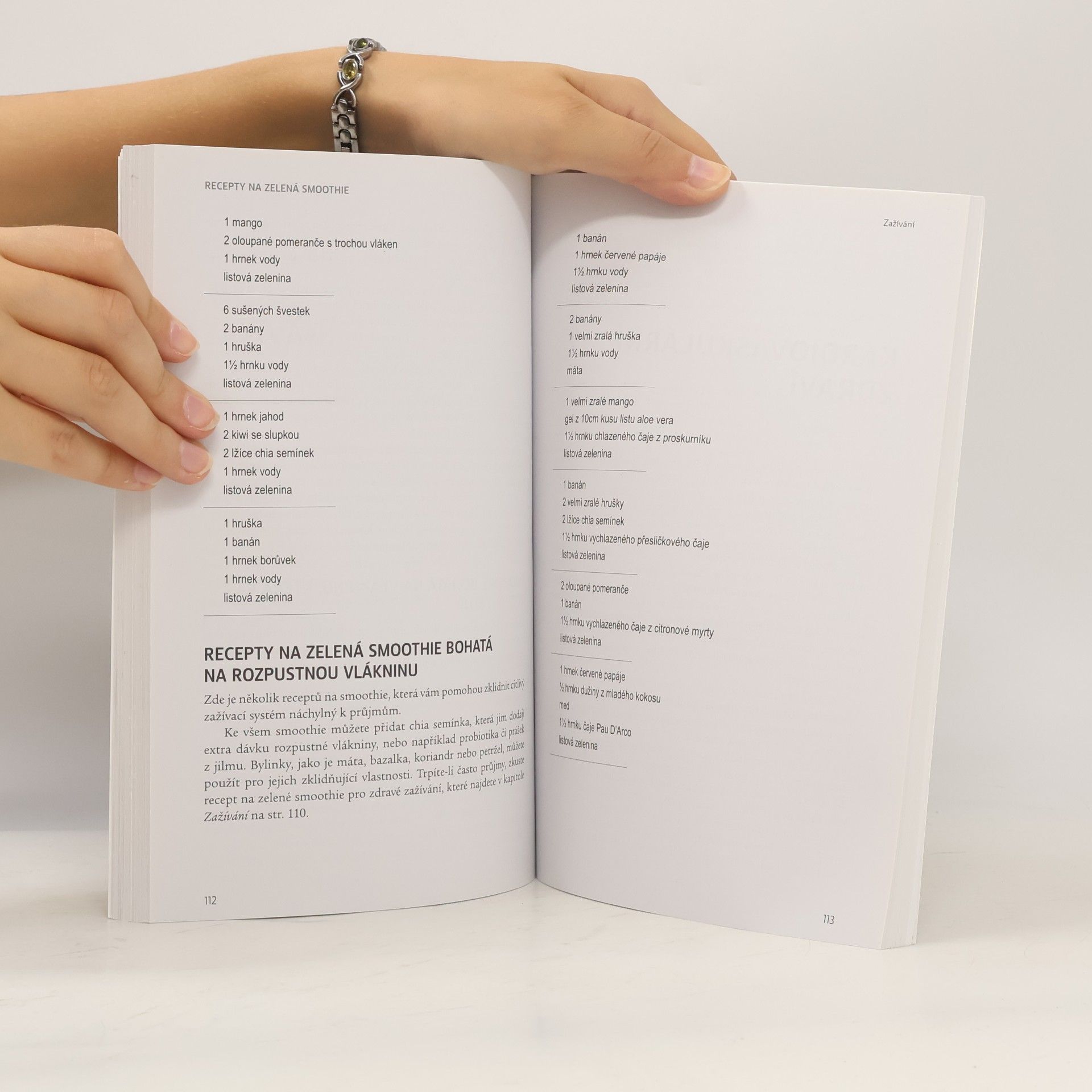 Kristine Miles Bible zelených smoothie. Supervýživné nápoje, které vám pomohou zhubnout a dodají vám energii a duševní pohodu. Více než 300 výtečných receptů