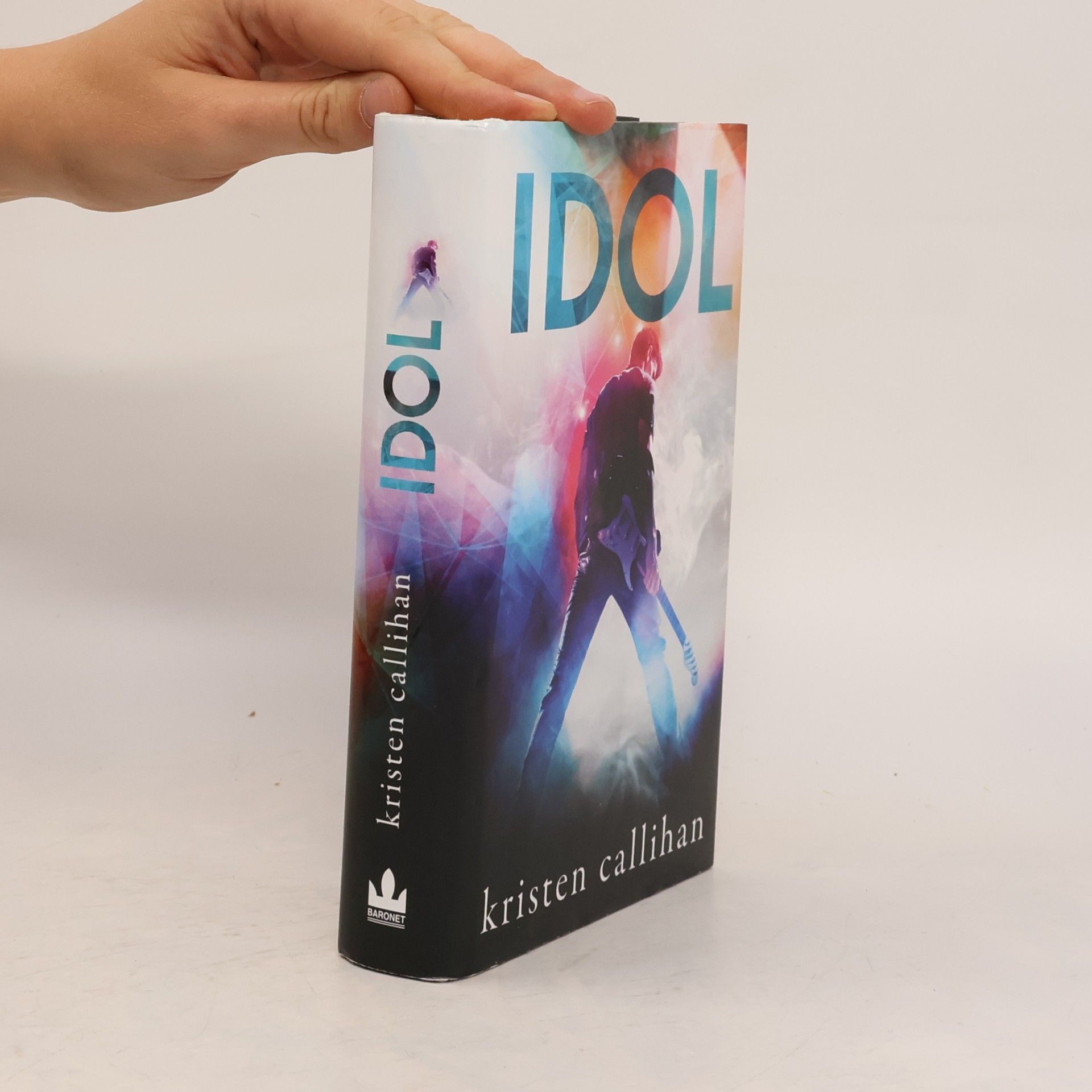 Kristen Callihan Idol