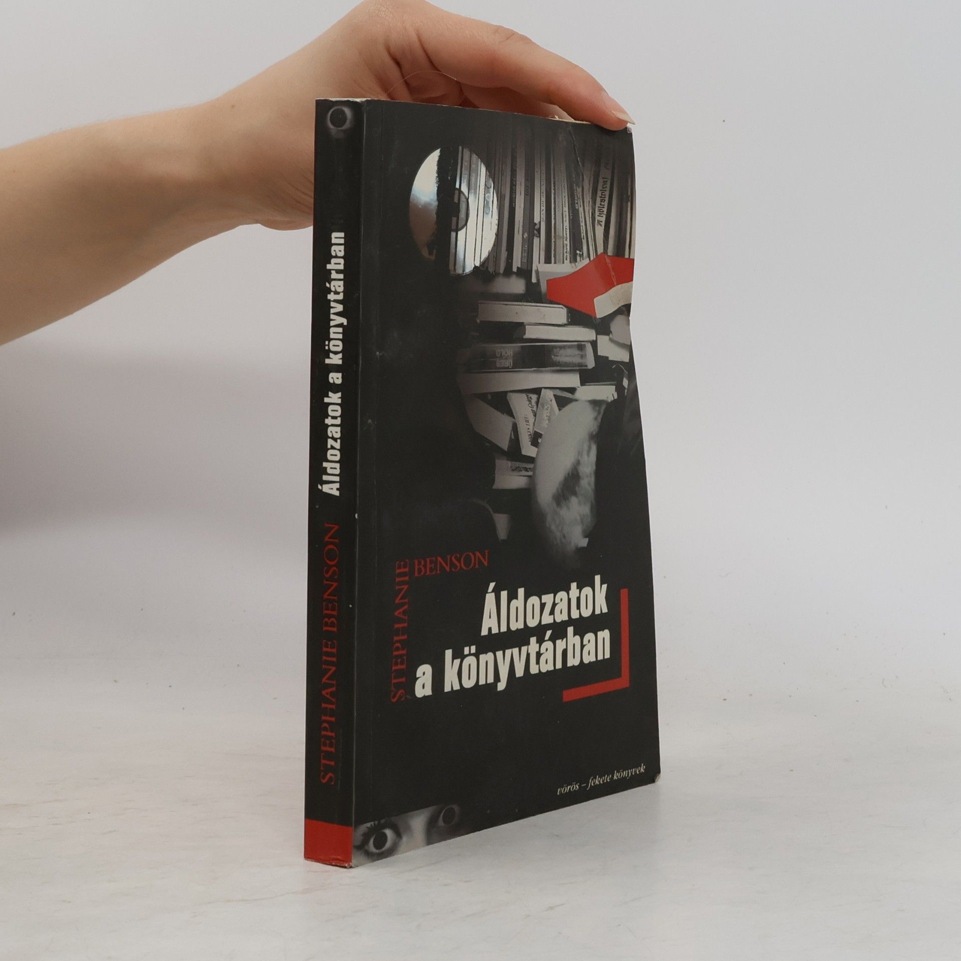 Stéphanie Benson Áldozatok a könyvtárban
