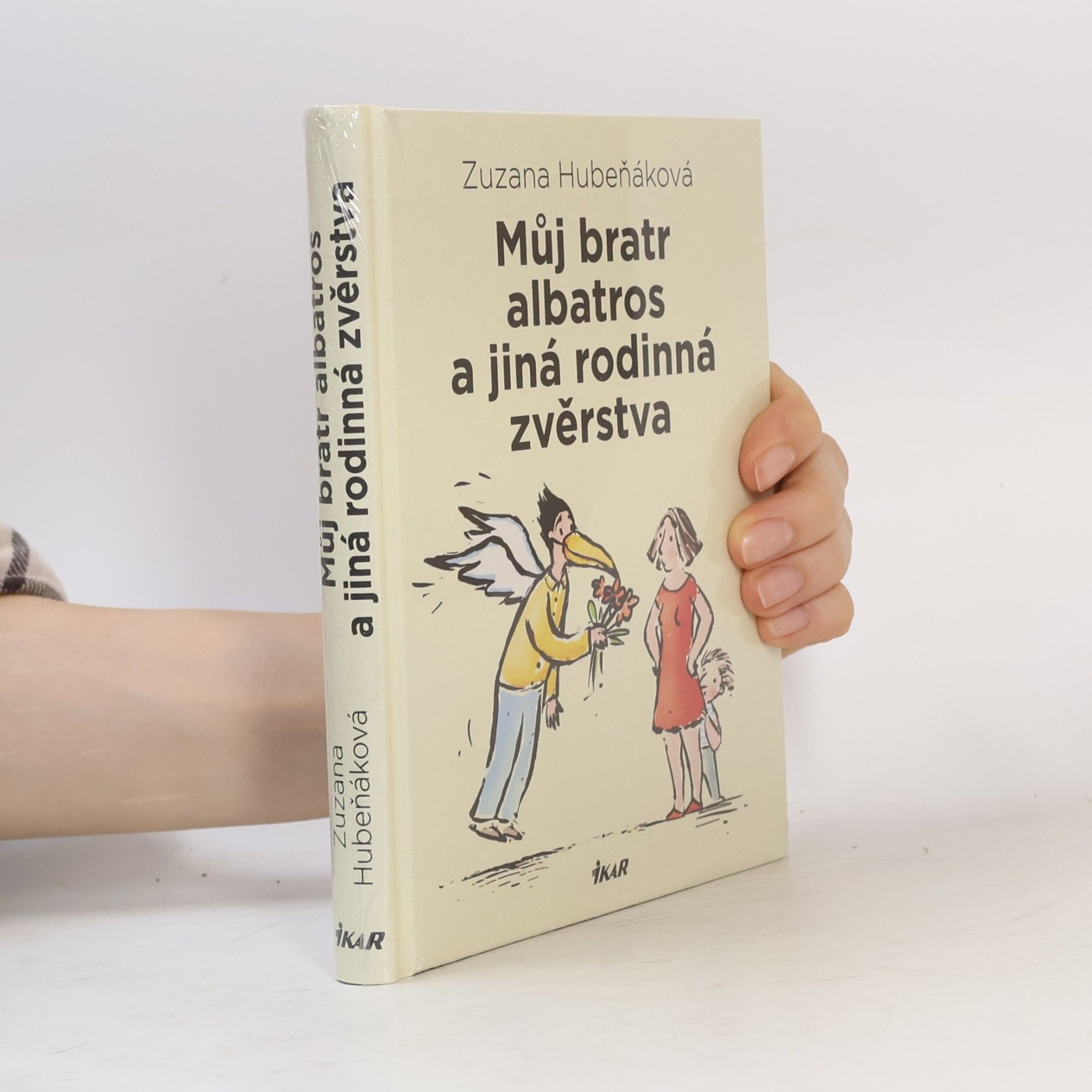 Můj bratr albatros a jiná rodinná zvěrstva