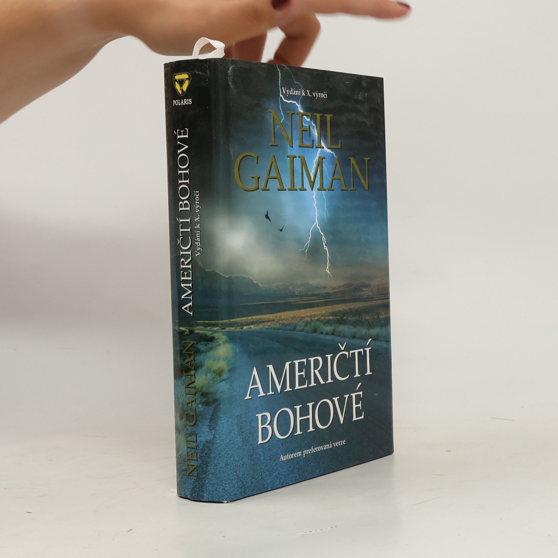 Neil Gaiman Američtí bohové