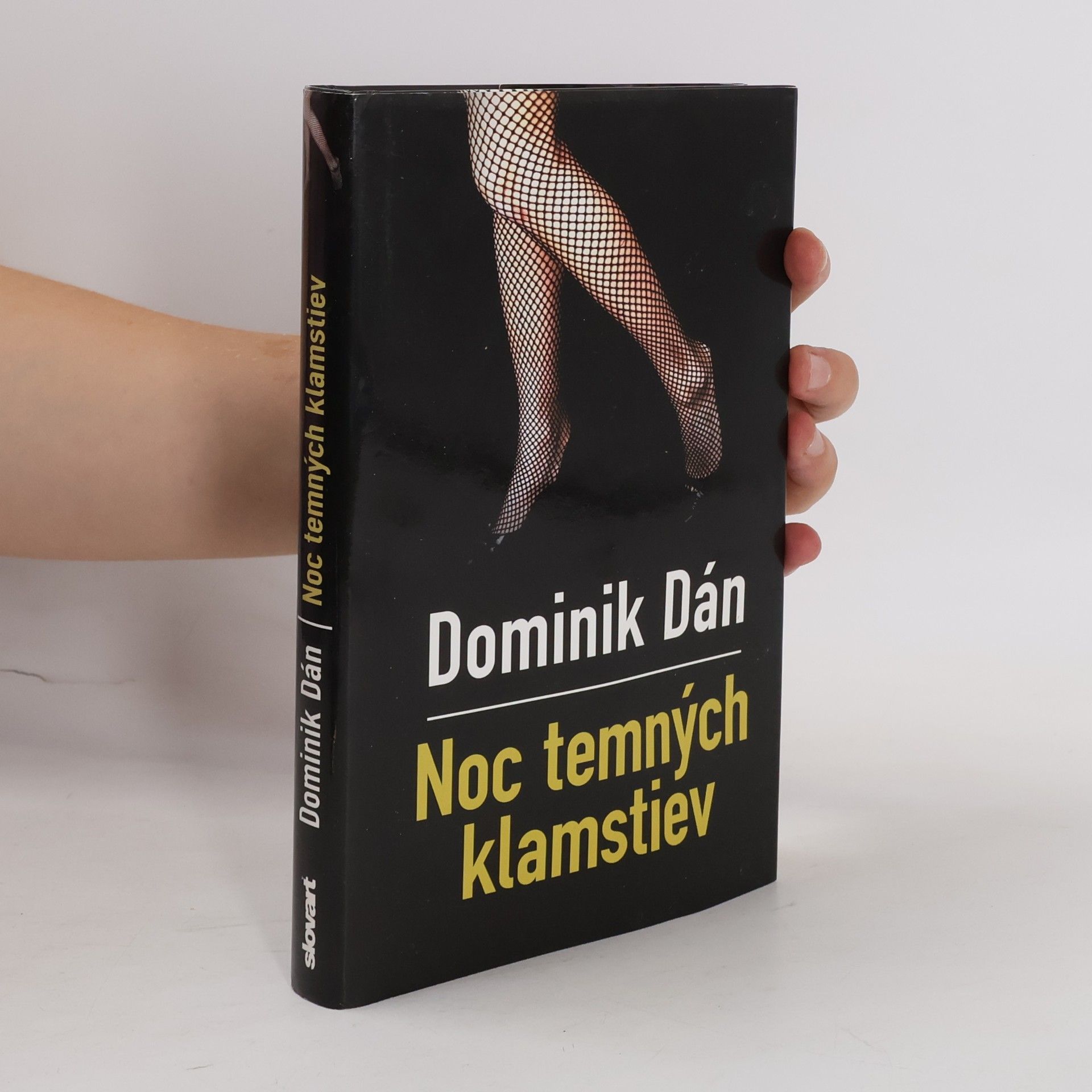 Dominik Dán Noc temných klamstiev