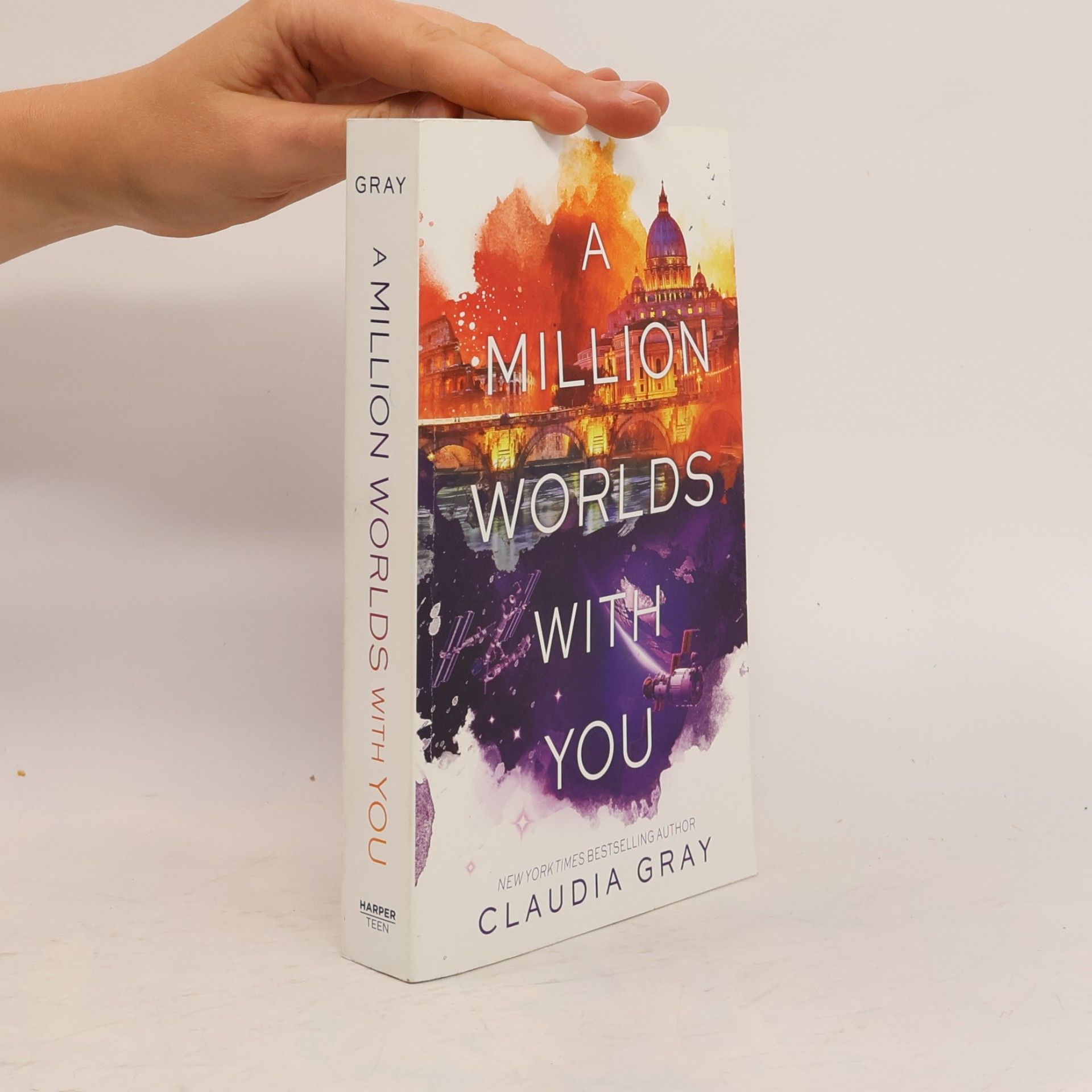 Claudia Gray A Million Worlds with You