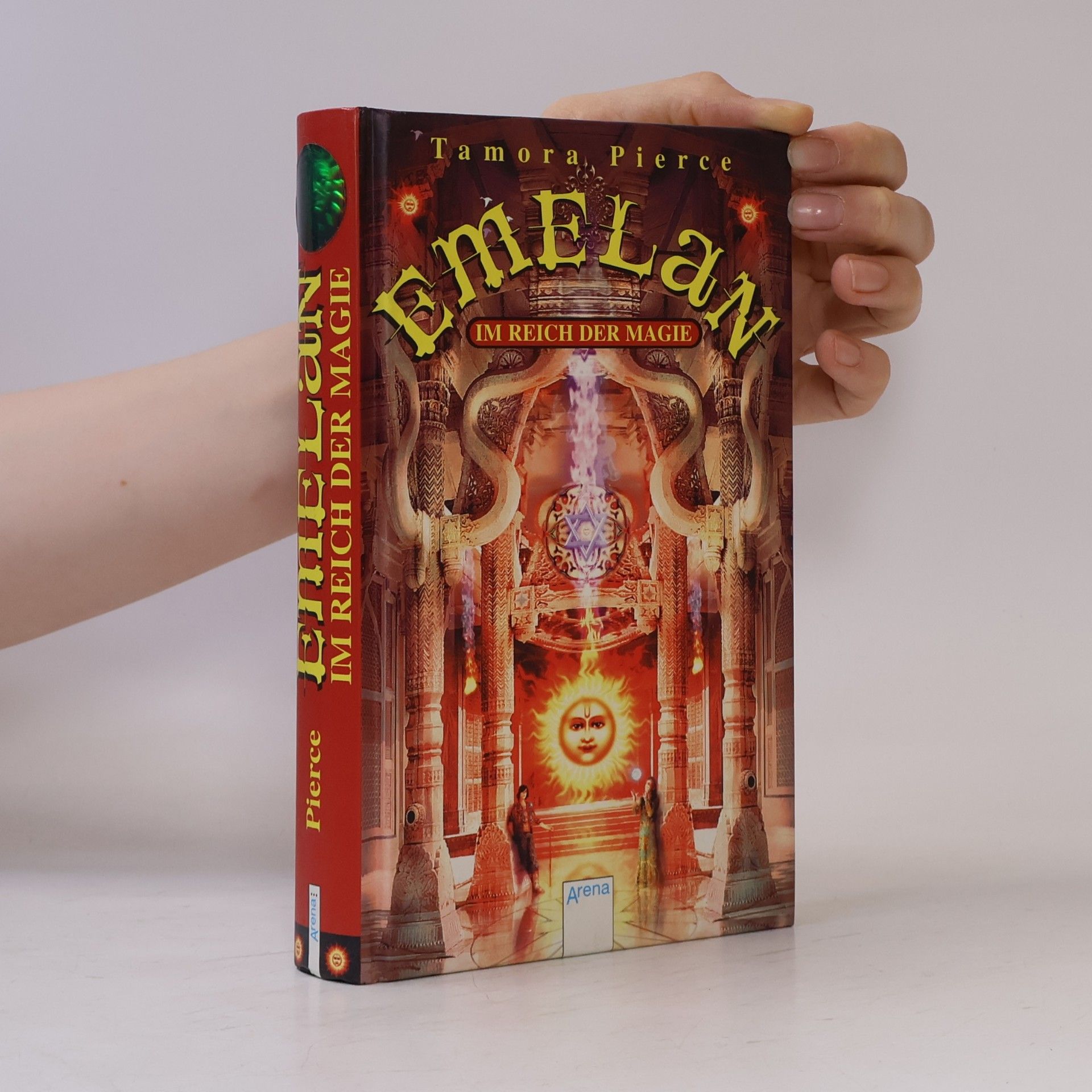 Tamora Pierce Im Reich der Magie. Aus d. Amerikan. v. Angelika Eisold-Viebig