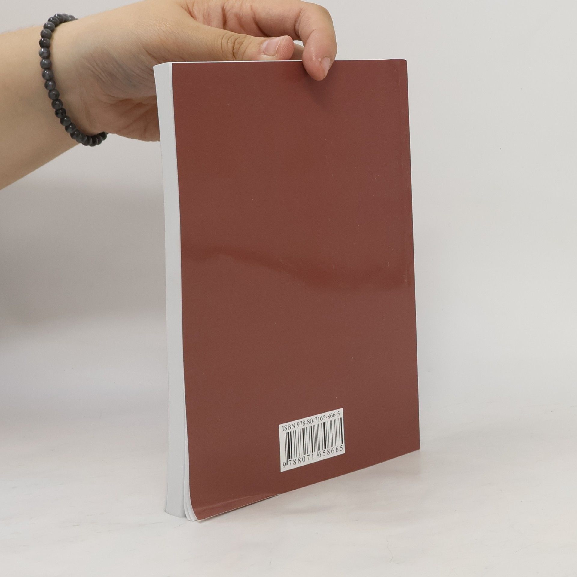 Various authors Nové prístupy k riešeniu penitenciárnej a postpenitenciárnej starostlivosti