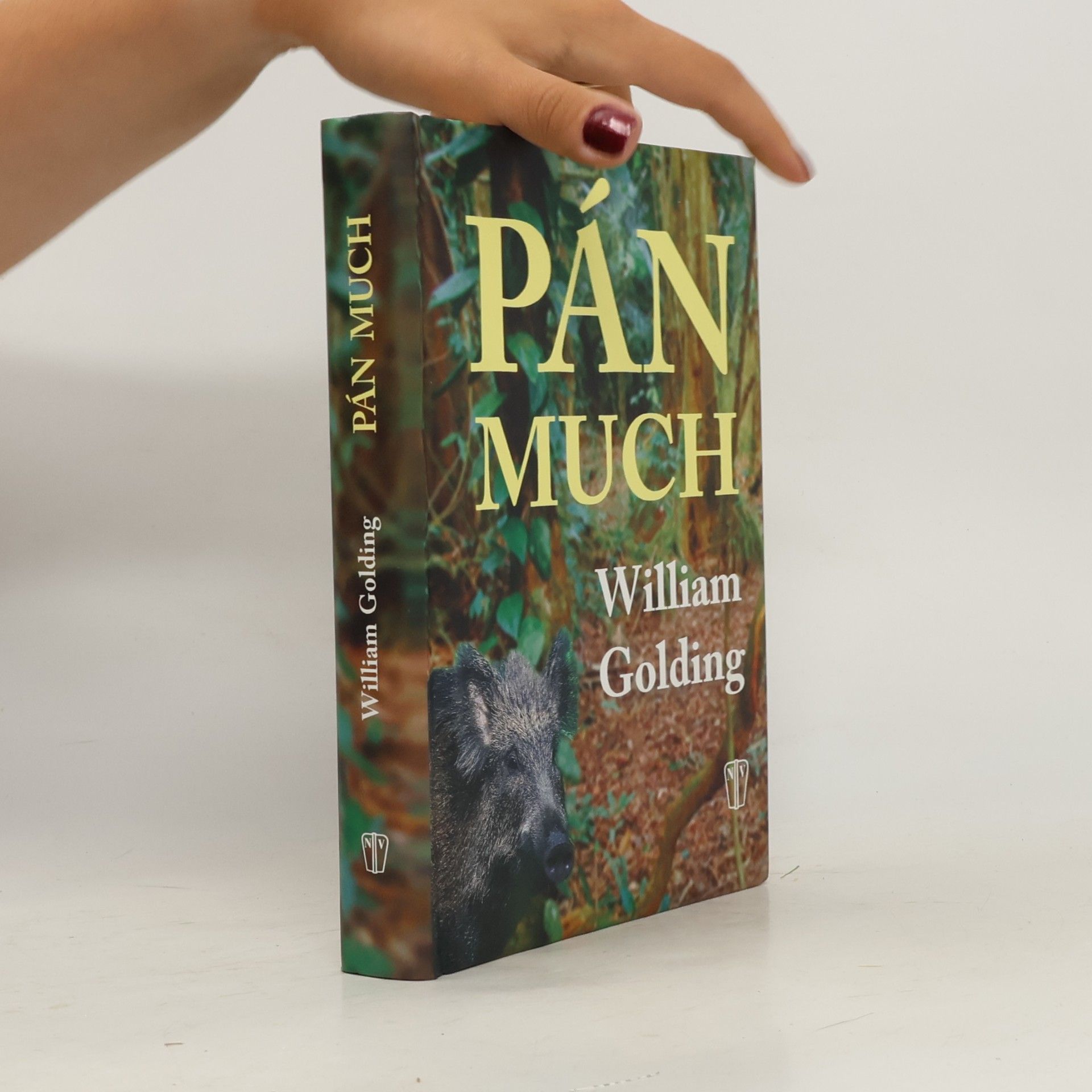 Pán much
