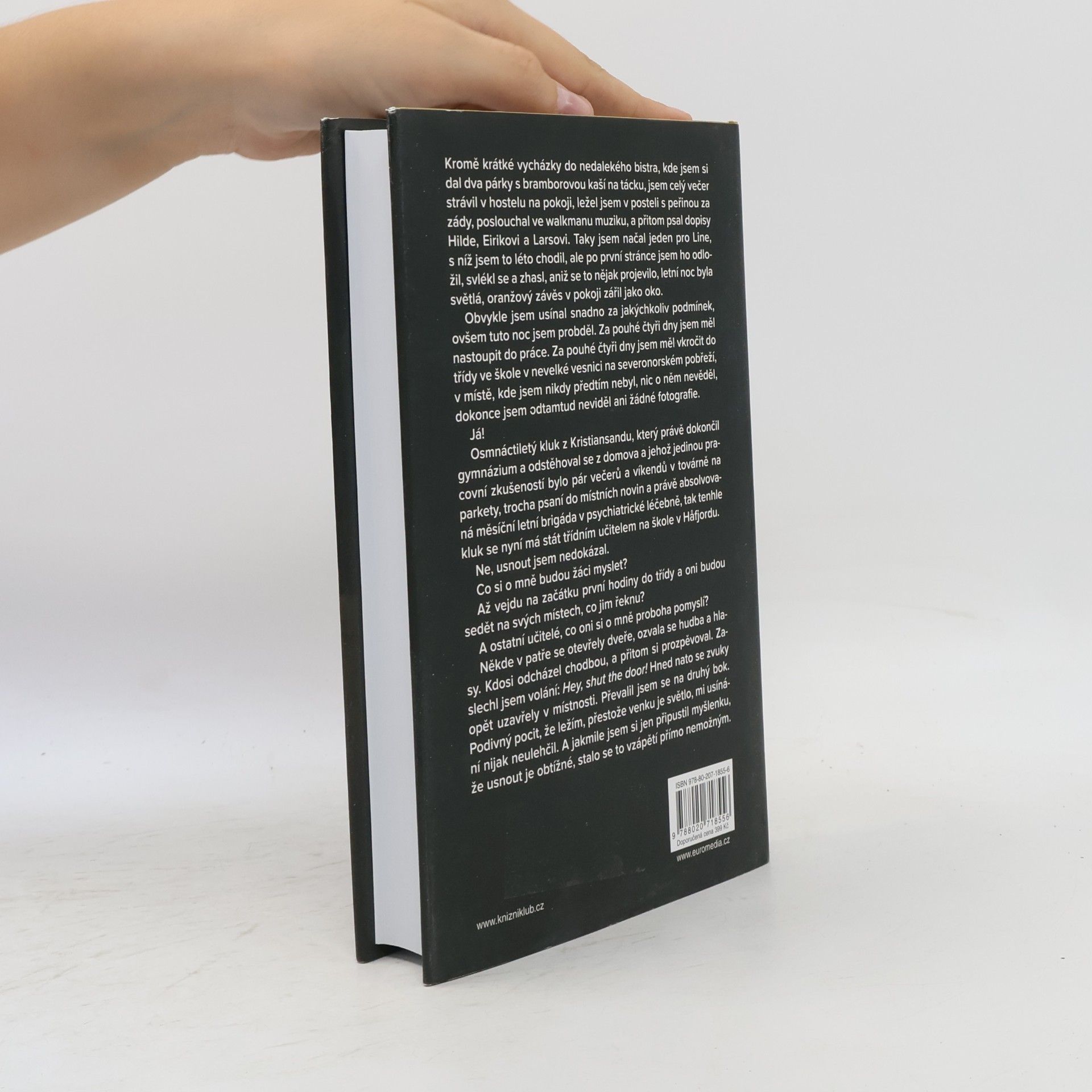Karl Ove Knausgård Můj boj. 4, Tanec v temnotách