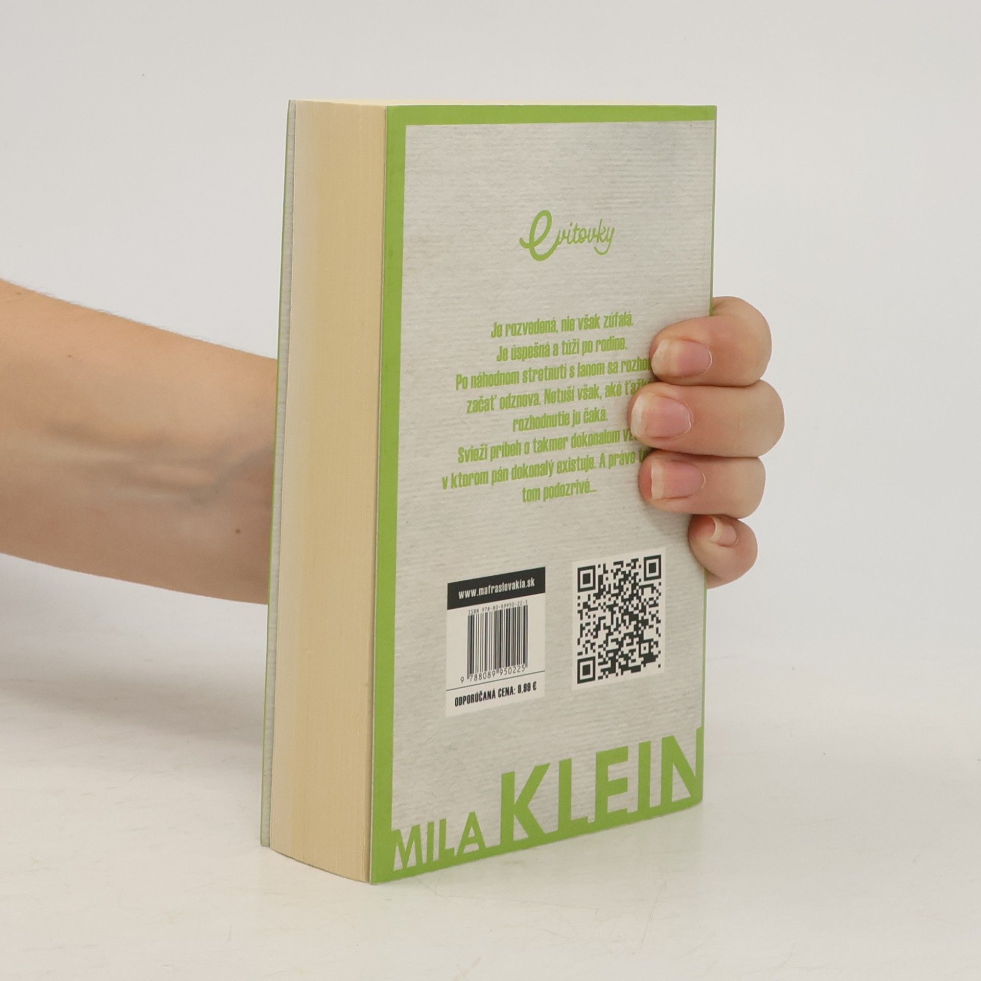 Mila Klein Podozrivo dokonalý