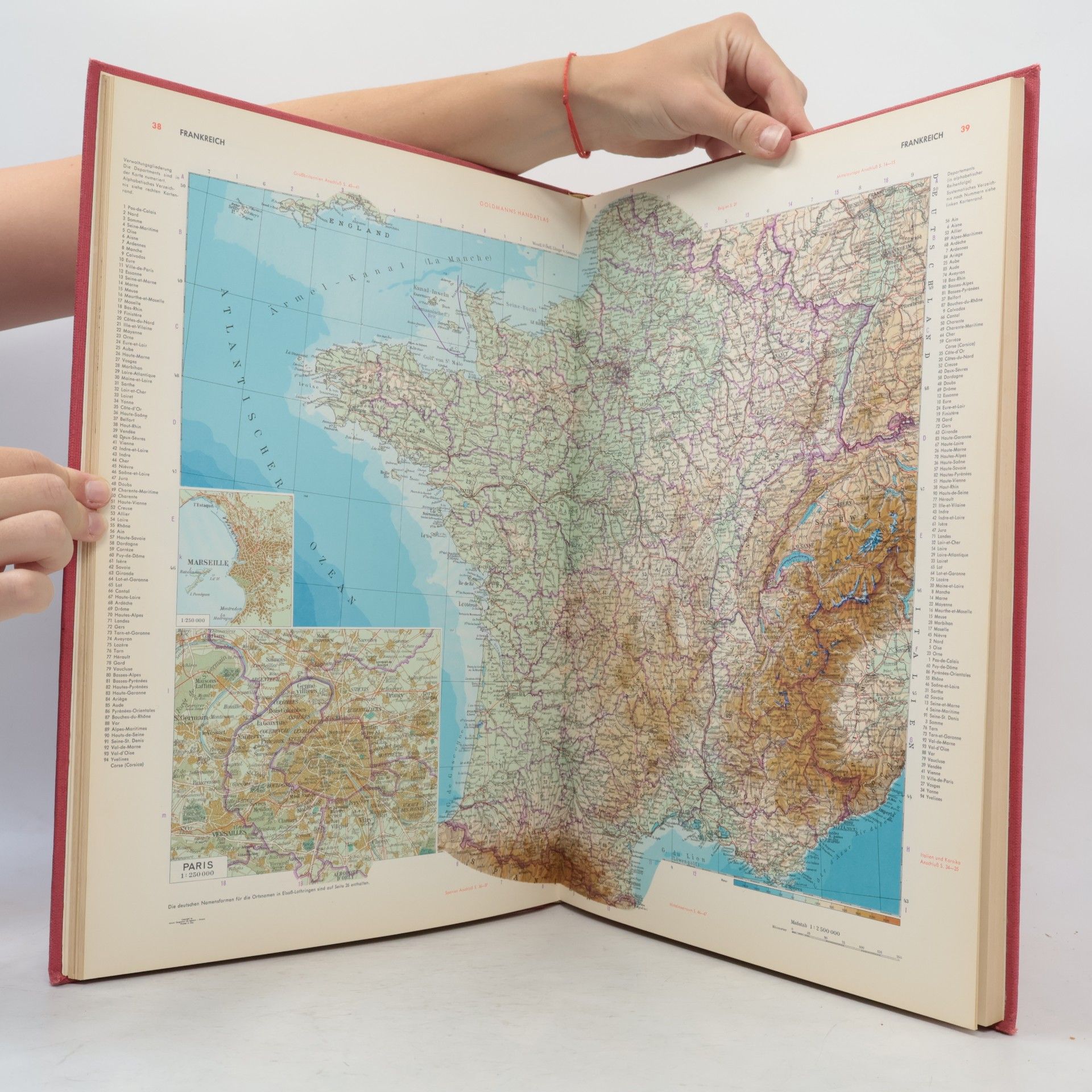 Autorenkollektiv Goldmanns Handatlas