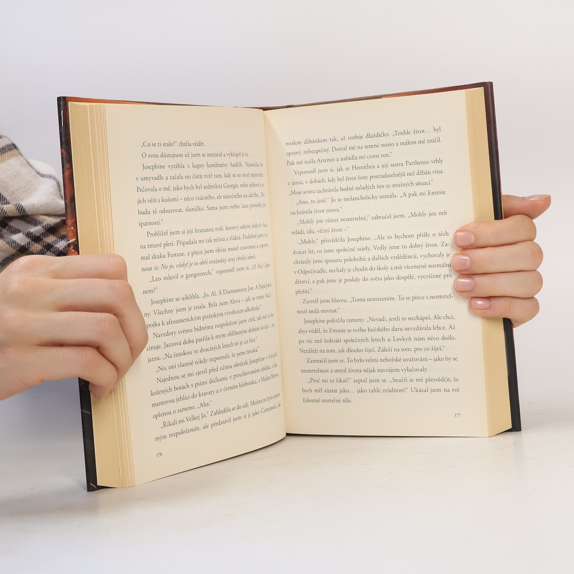 Rick Riordan Apollónův pád. Temné proroctví