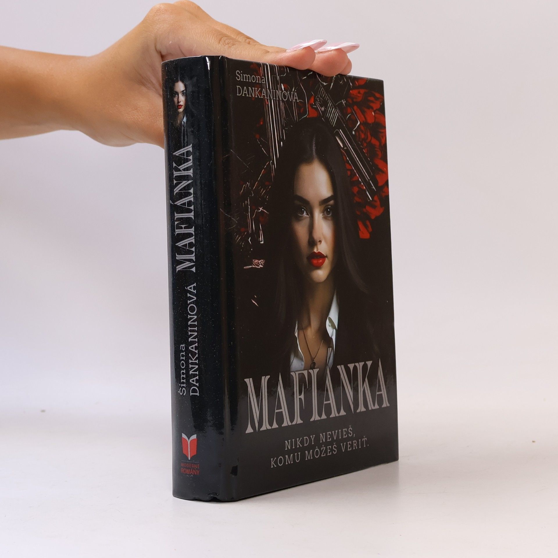Simona Dankaninová Mafianka