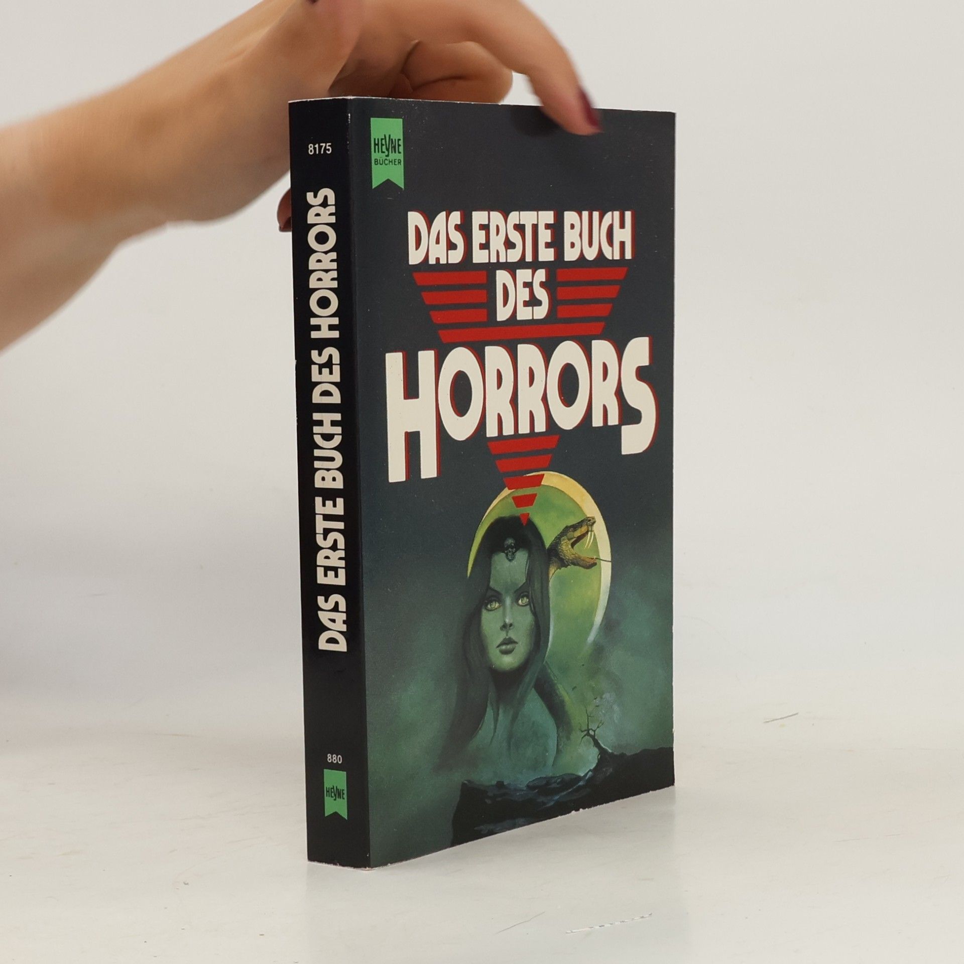 Joachim Körber Das erste Buch des Horrors. Die Geschichte der unheimlichen Literatur in meisterhaften Erzählungen - 1940 bis heute.