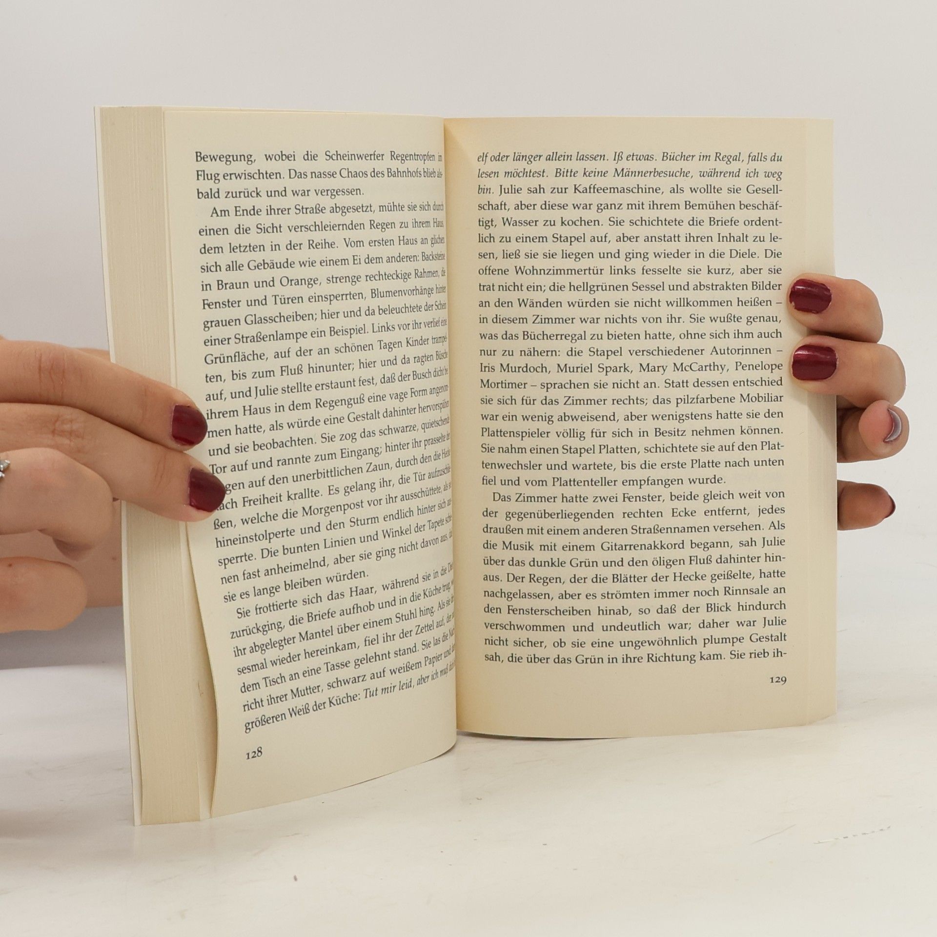 Joachim Körber Das erste Buch des Horrors. Die Geschichte der unheimlichen Literatur in meisterhaften Erzählungen - 1940 bis heute.