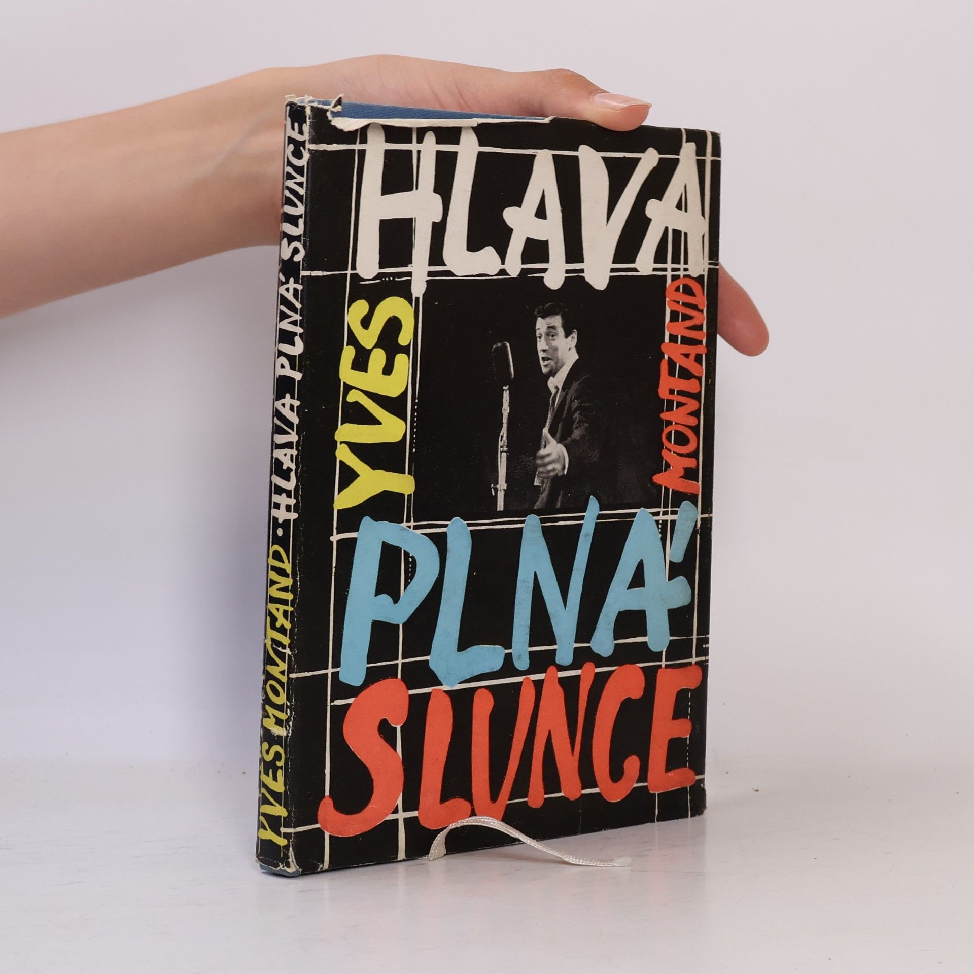 Yves Montand Hlava plná slunce