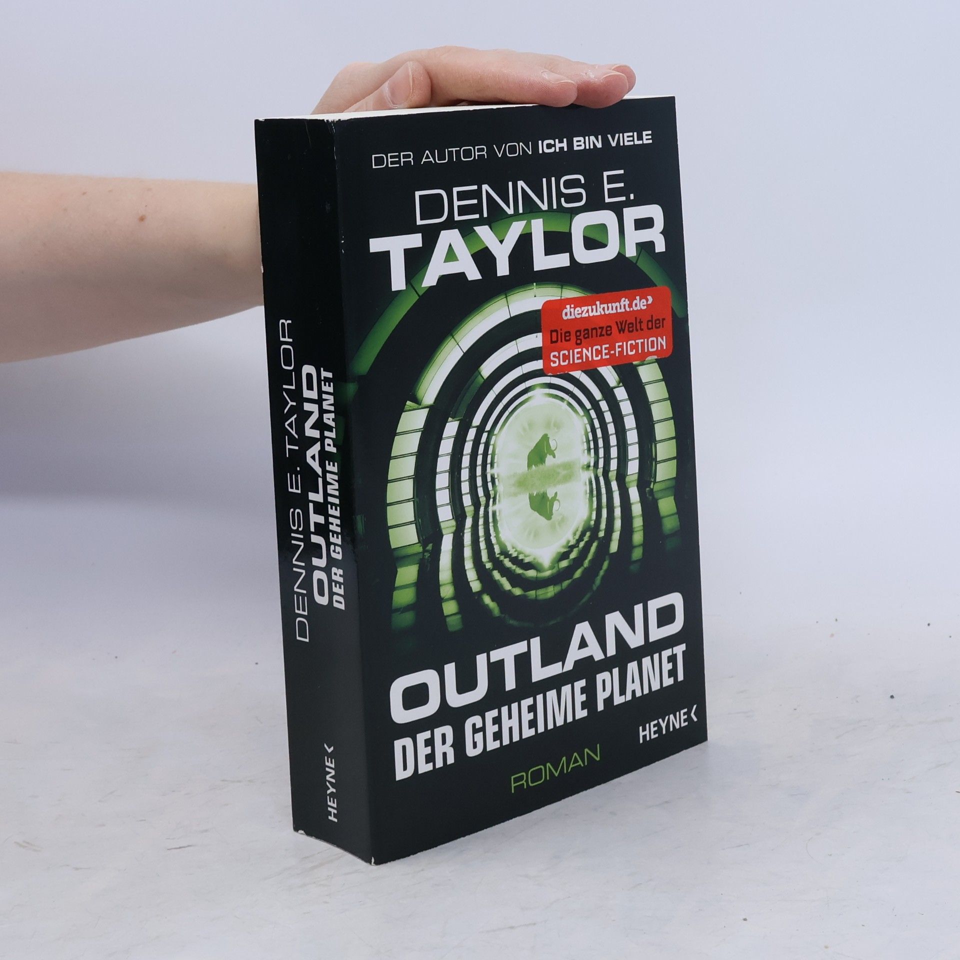 Dennis E. Taylor Outland - Der geheime Planet