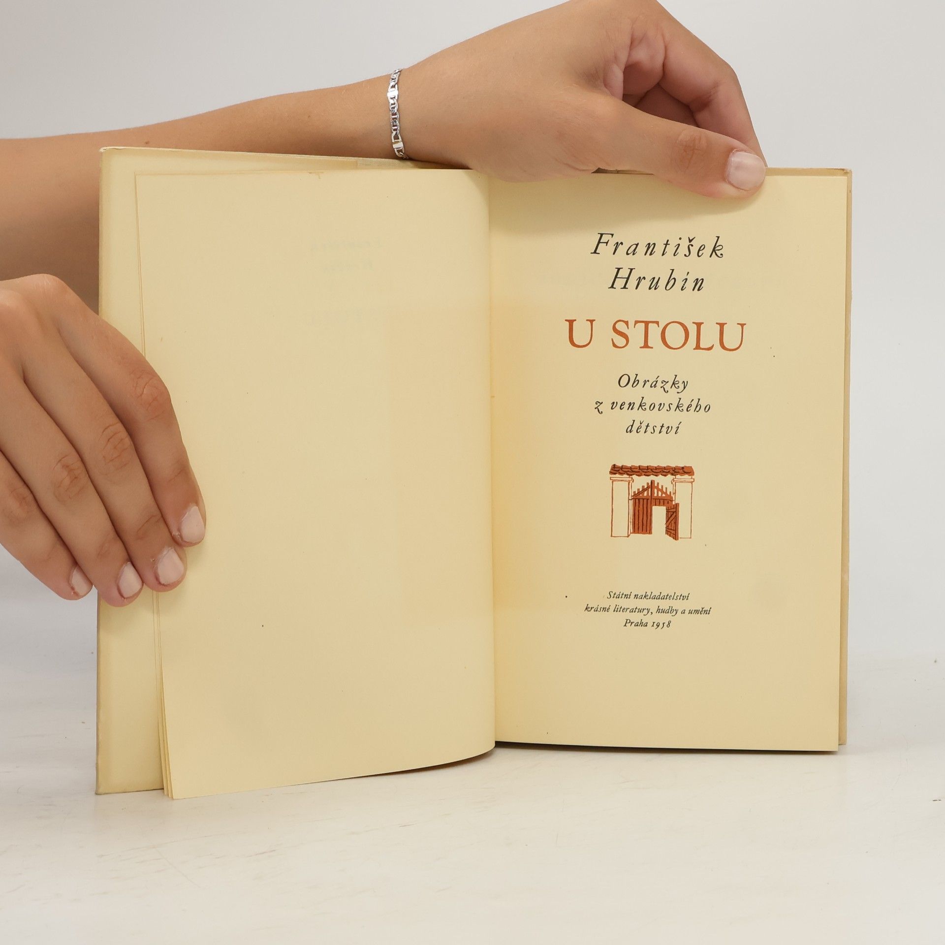 František Hrubín U stolu