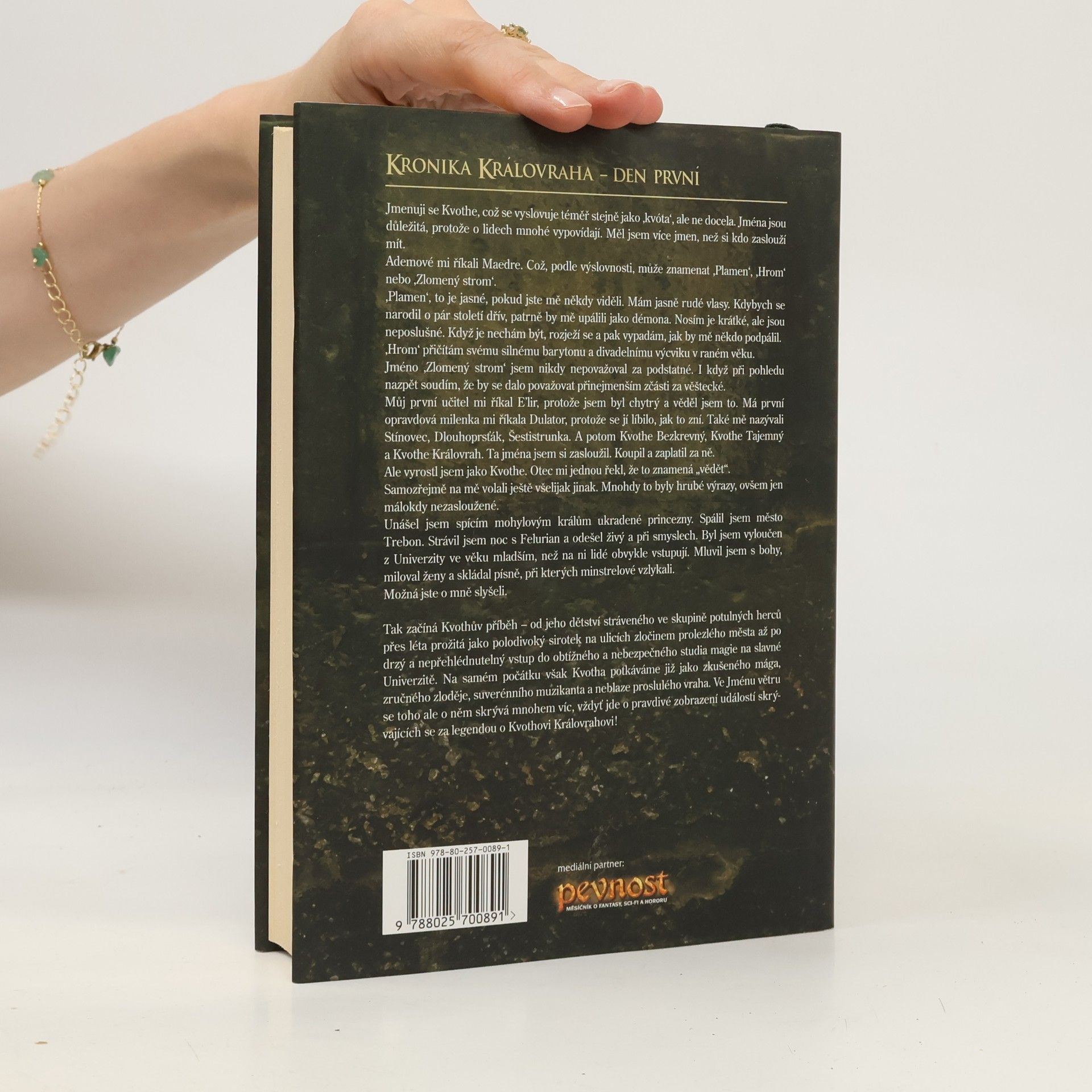 Patrick Rothfuss Jméno větru. Kronika královraha. Den první: Kniha první