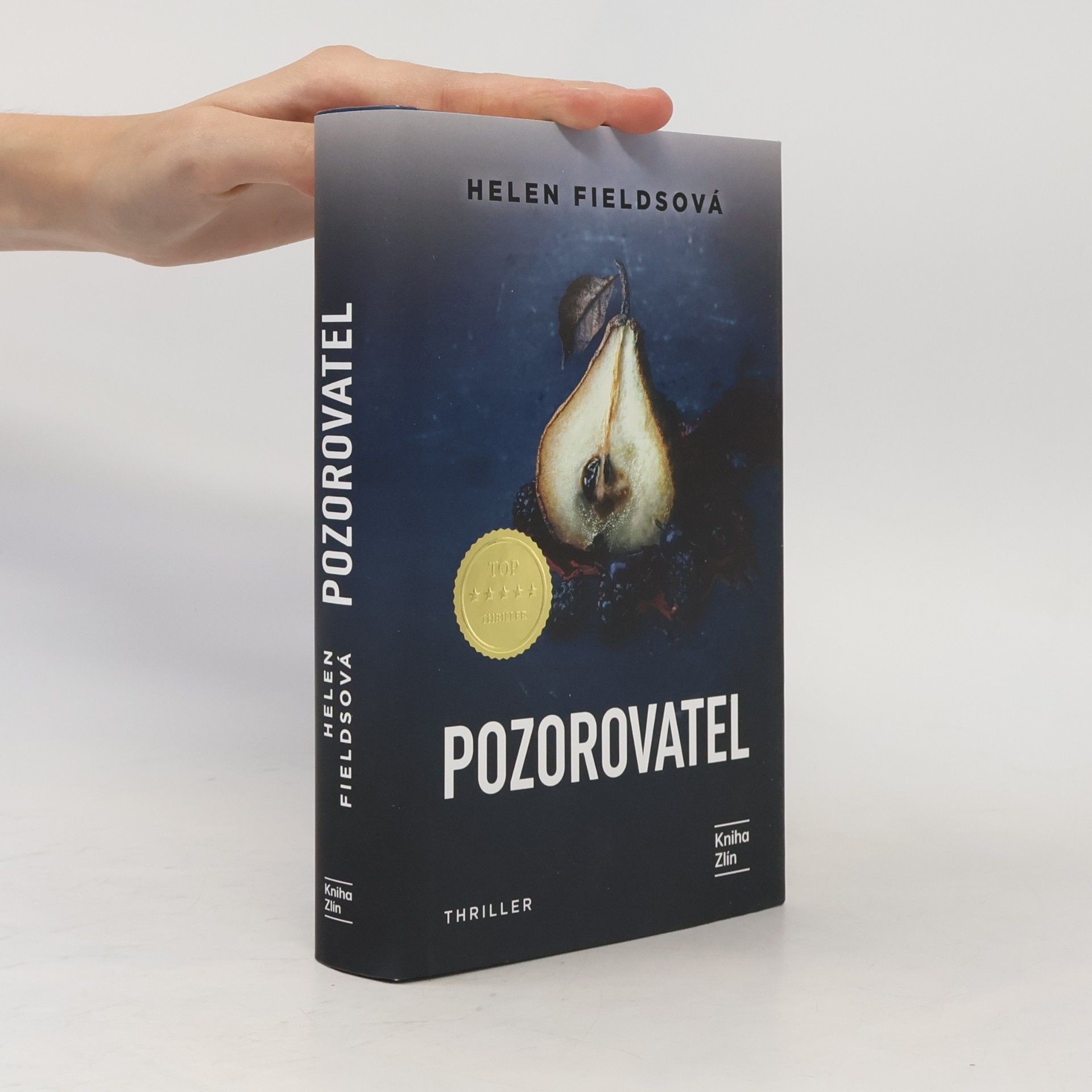 Helen Fields Pozorovatel