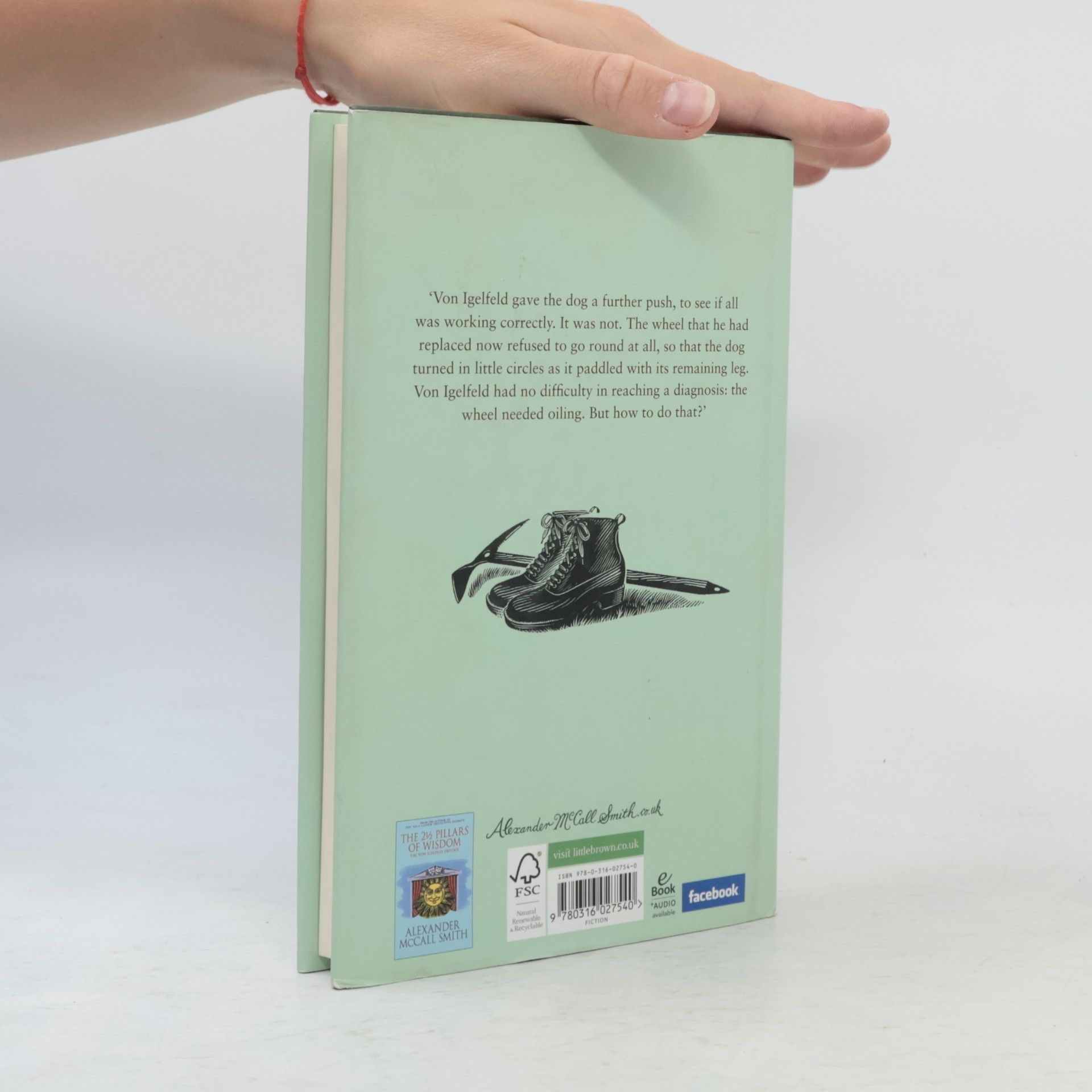 Alexander McCall Smith A Professor Dr von Igelfeld Entertainment: Unusual Uses for Olive Oil