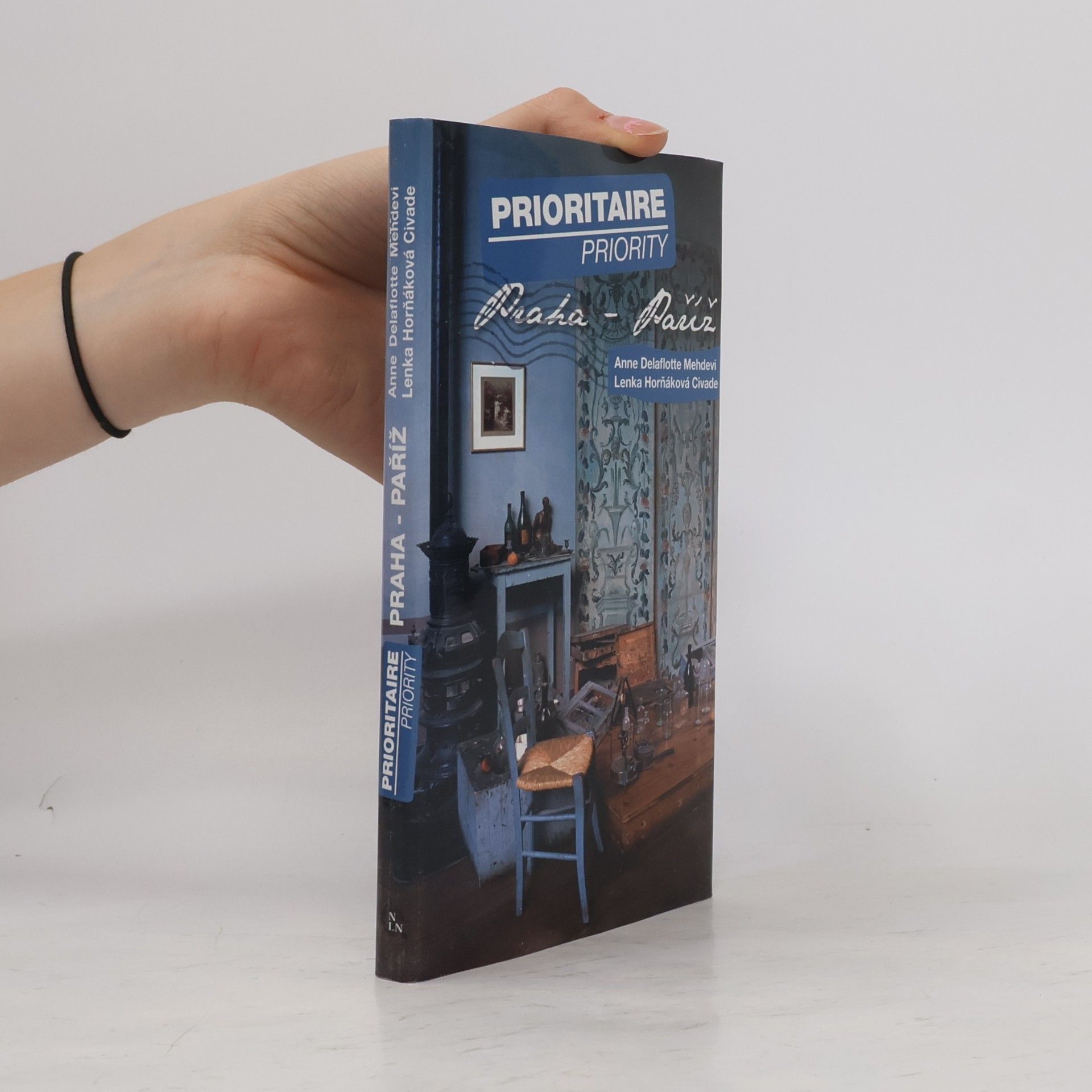 Prioritaire = Priority: Praha - Paříž