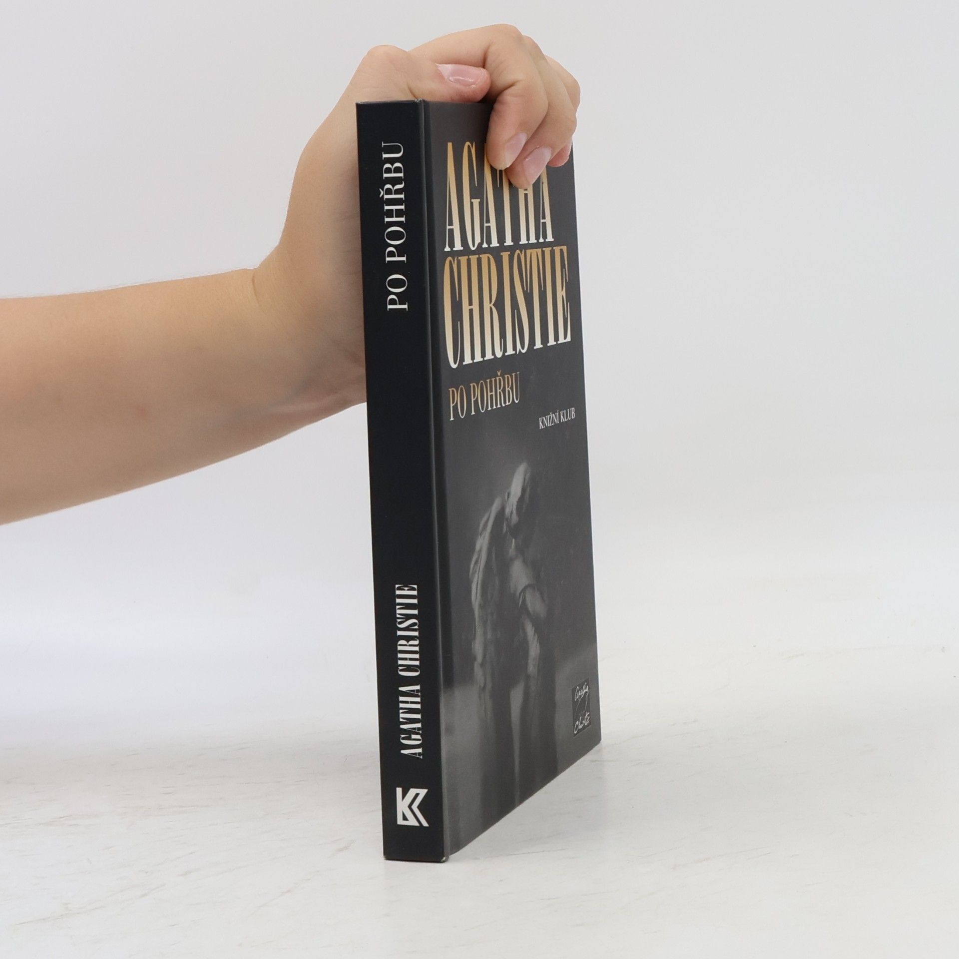 Agatha Christie Po pohřbu