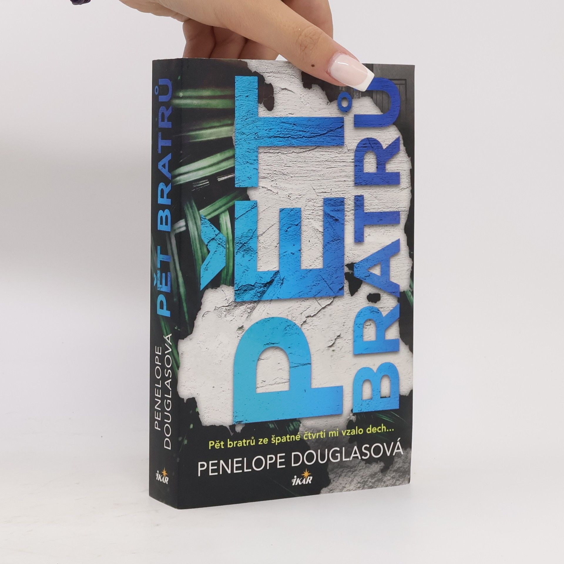 Penelope Douglas Pět bratrů
