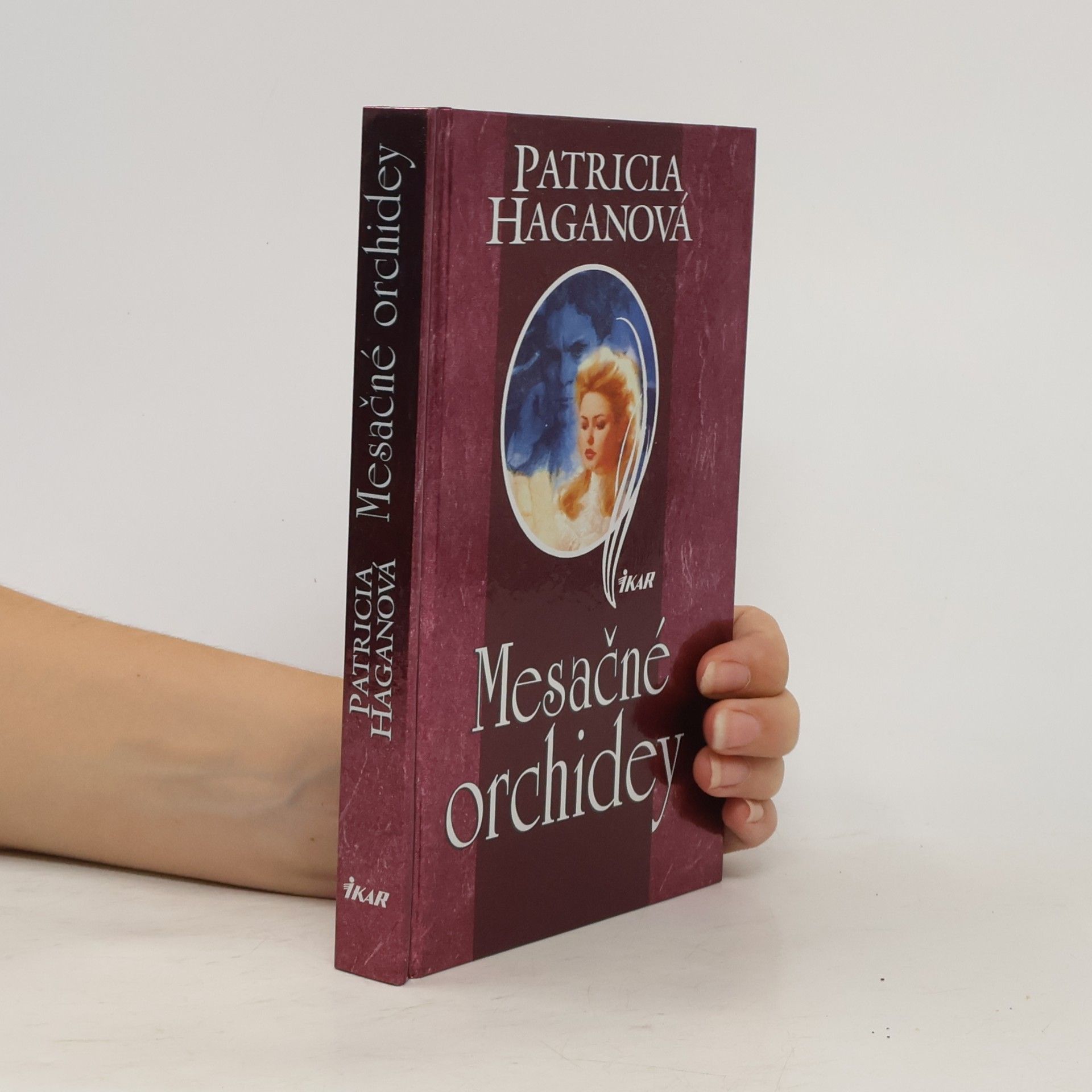 Patricia Hagan Mesačné orchidey