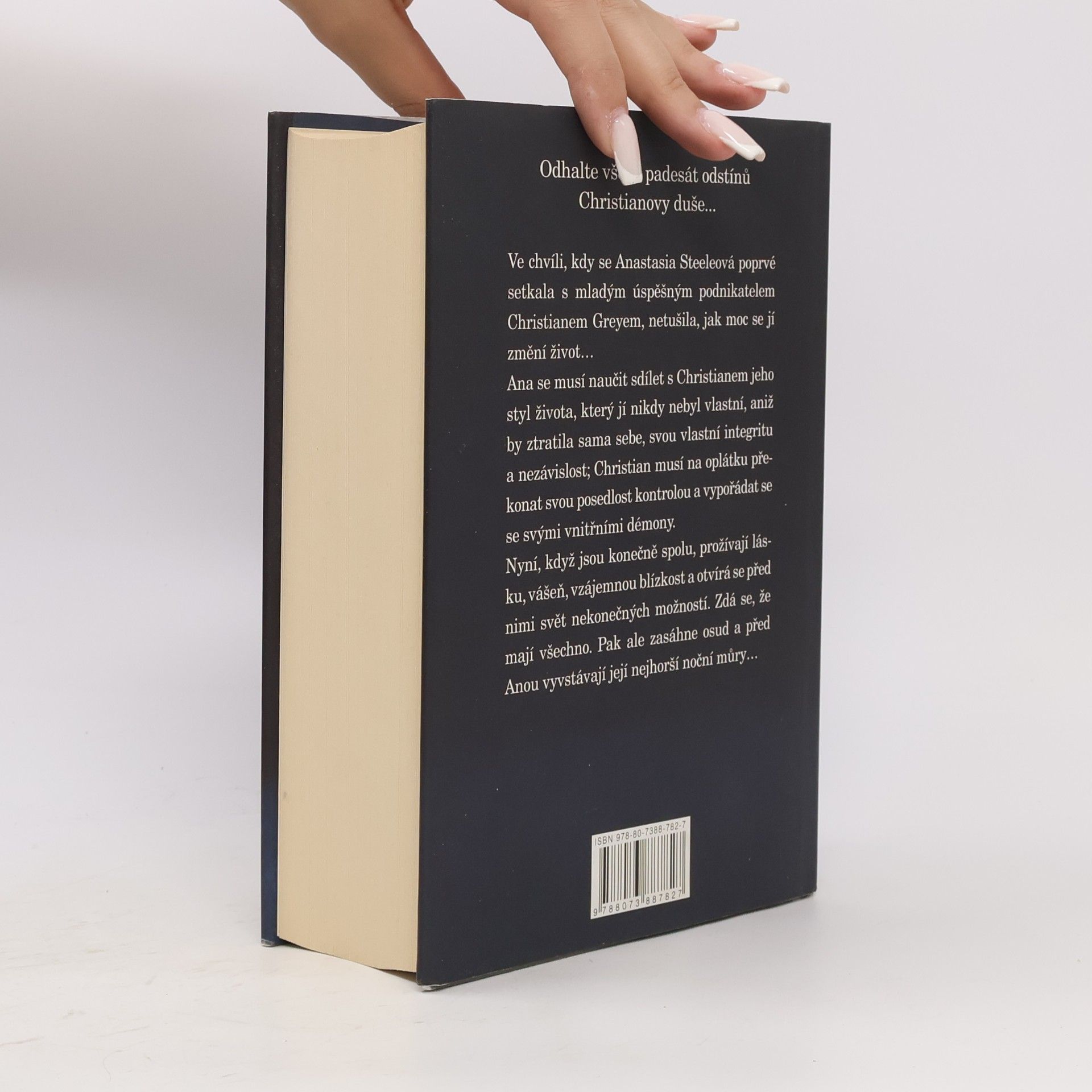 E. L. James Padesát odstínů svobody