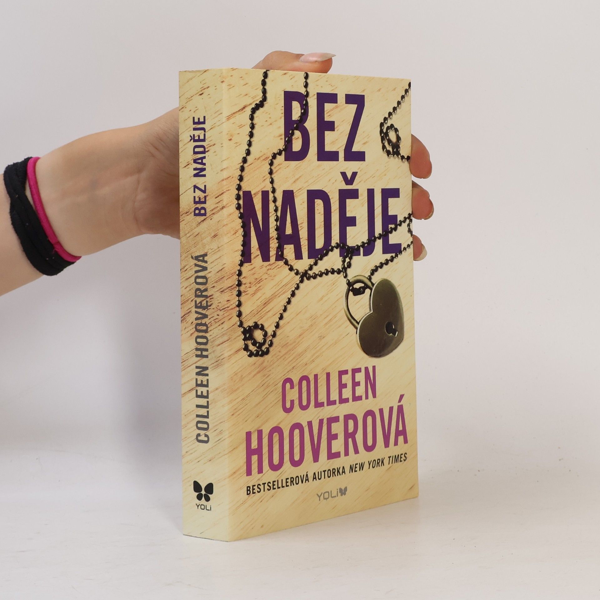 Colleen Hoover Bez naděje