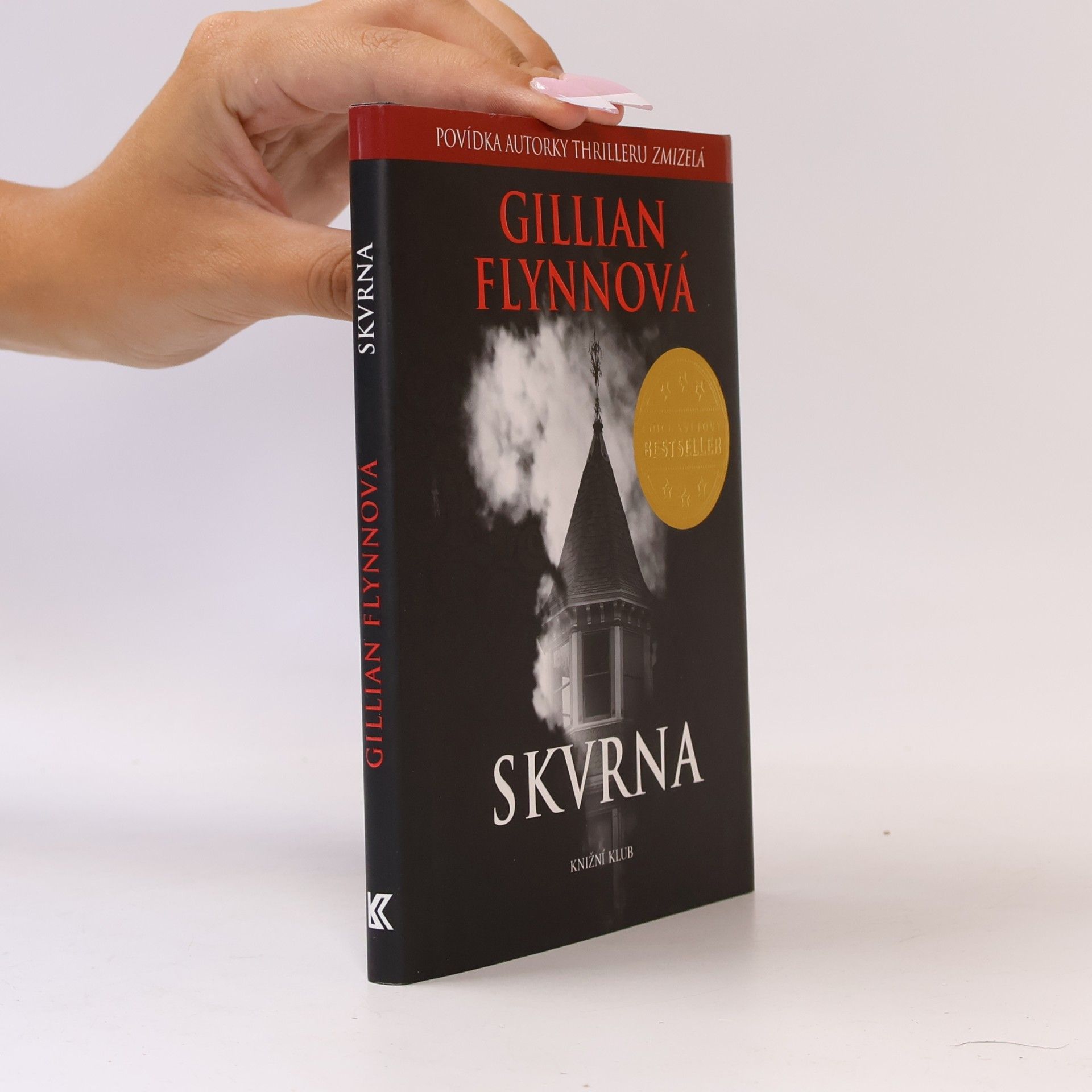 Gillian Flynn Skvrna