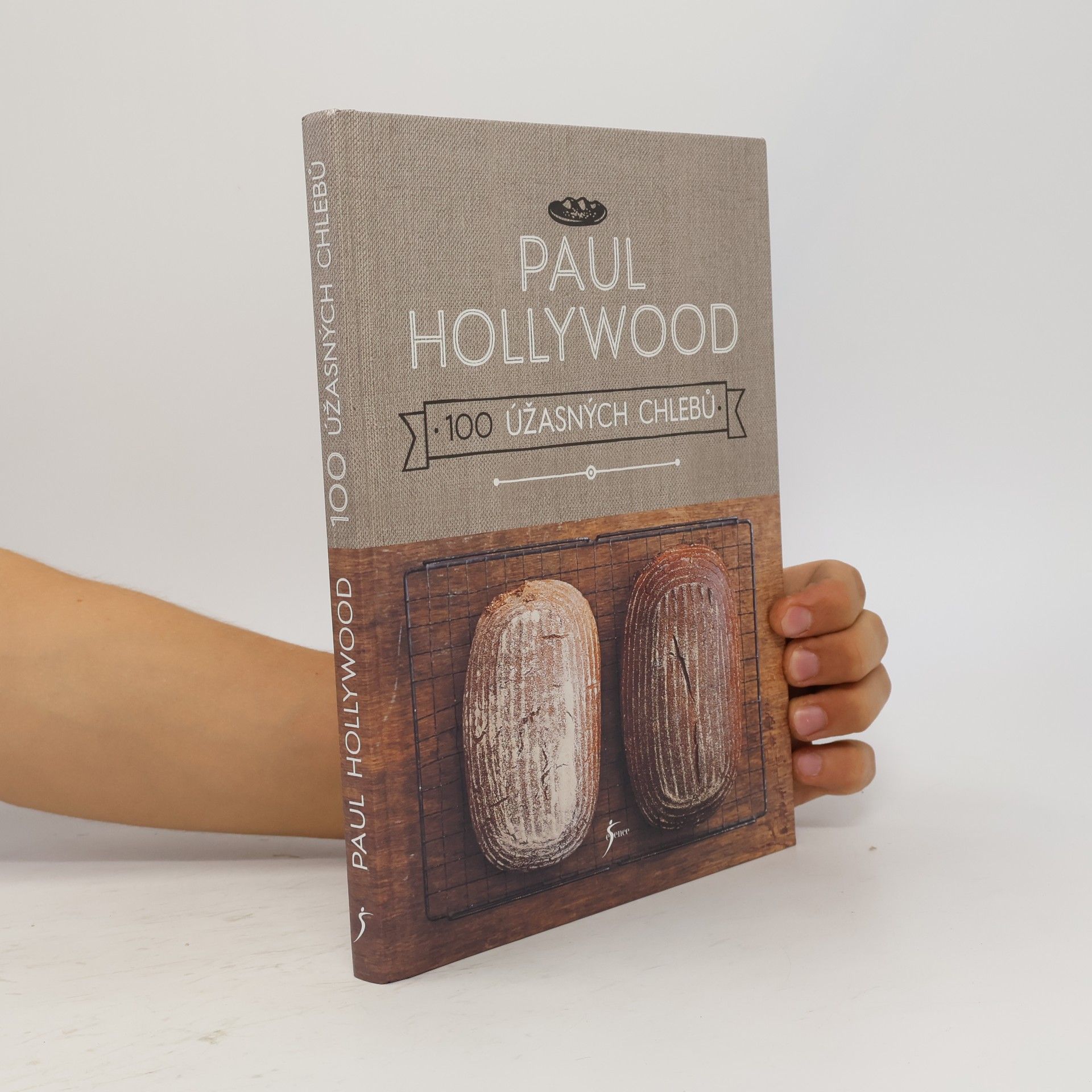 Paul Hollywood 100 úžasných chlebů
