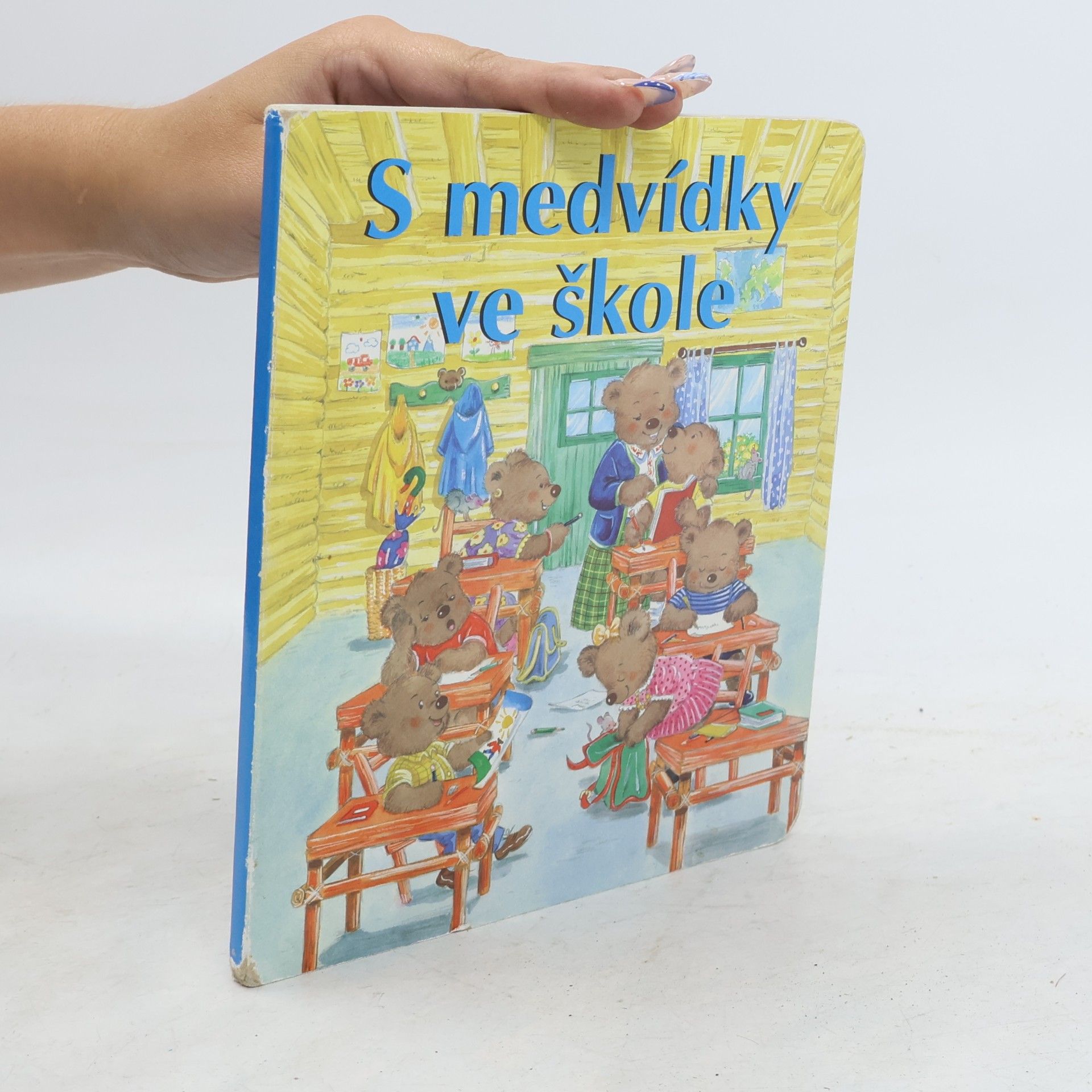 Kolektiv autorů S medvídky ve škole