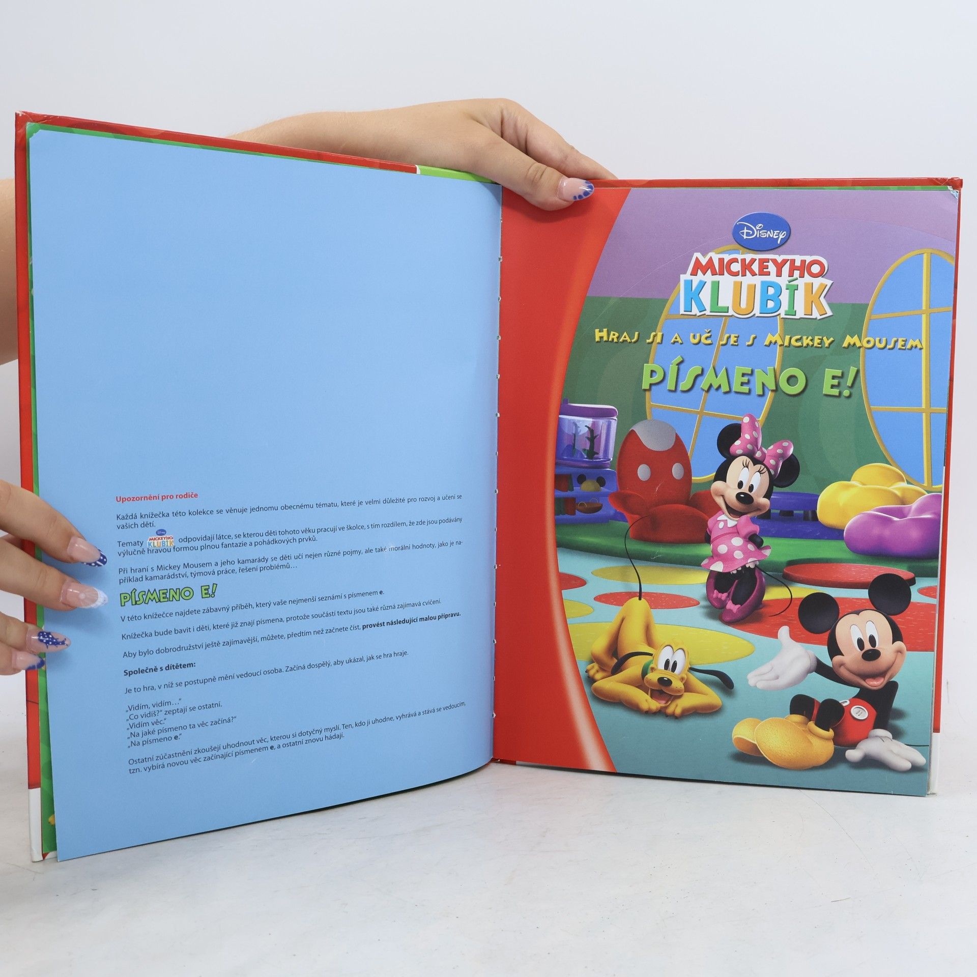 Kolektiv autorů Hraj si a uč se s Mickey Mousem 10. Písmeno E!