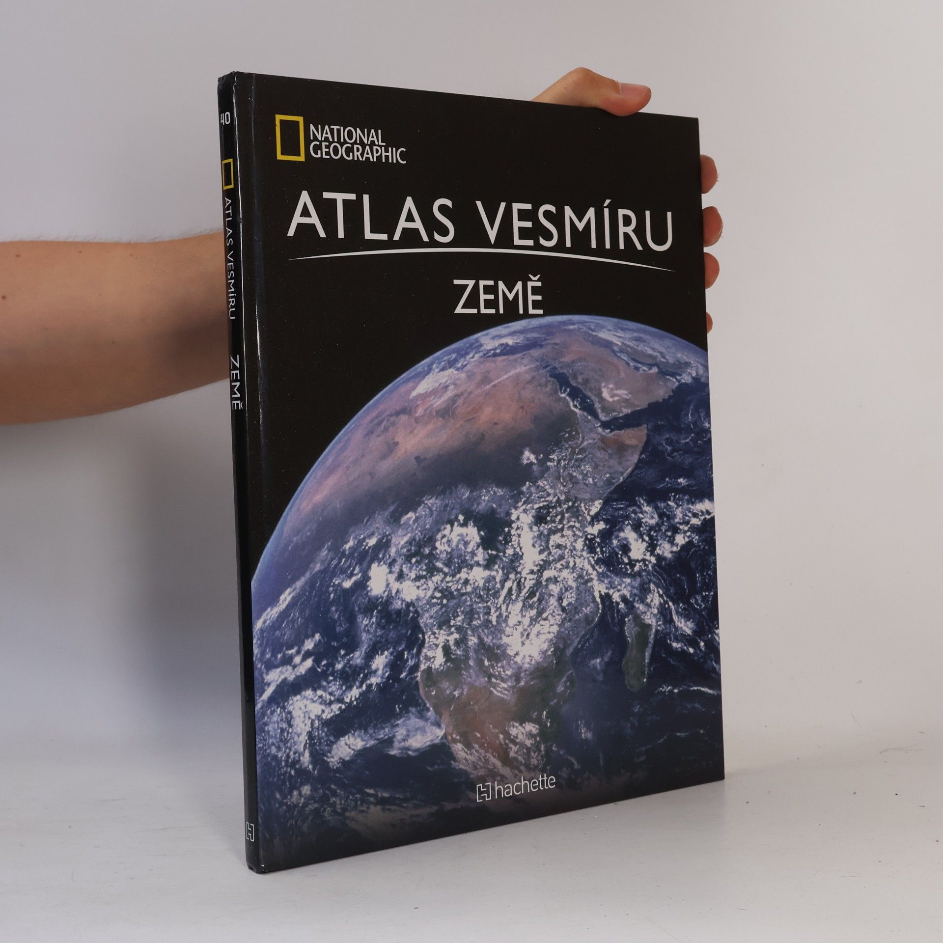 Auteurscollectief Atlas vesmíru 40. Země