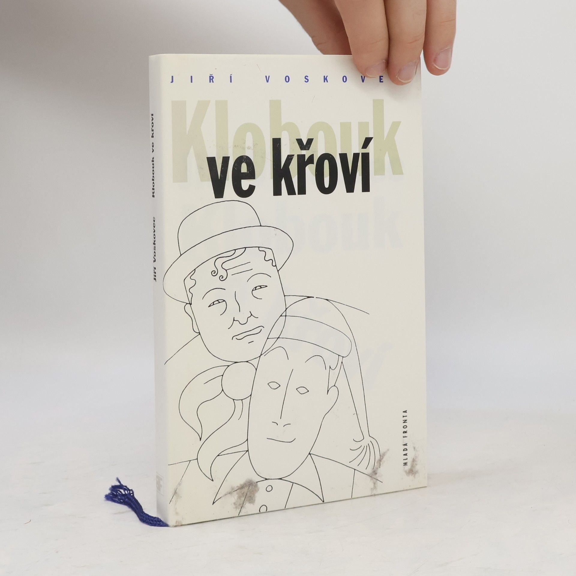Jiří Voskovec Klobouk ve křoví. Výbor z veršů V + W: 1927-1947
