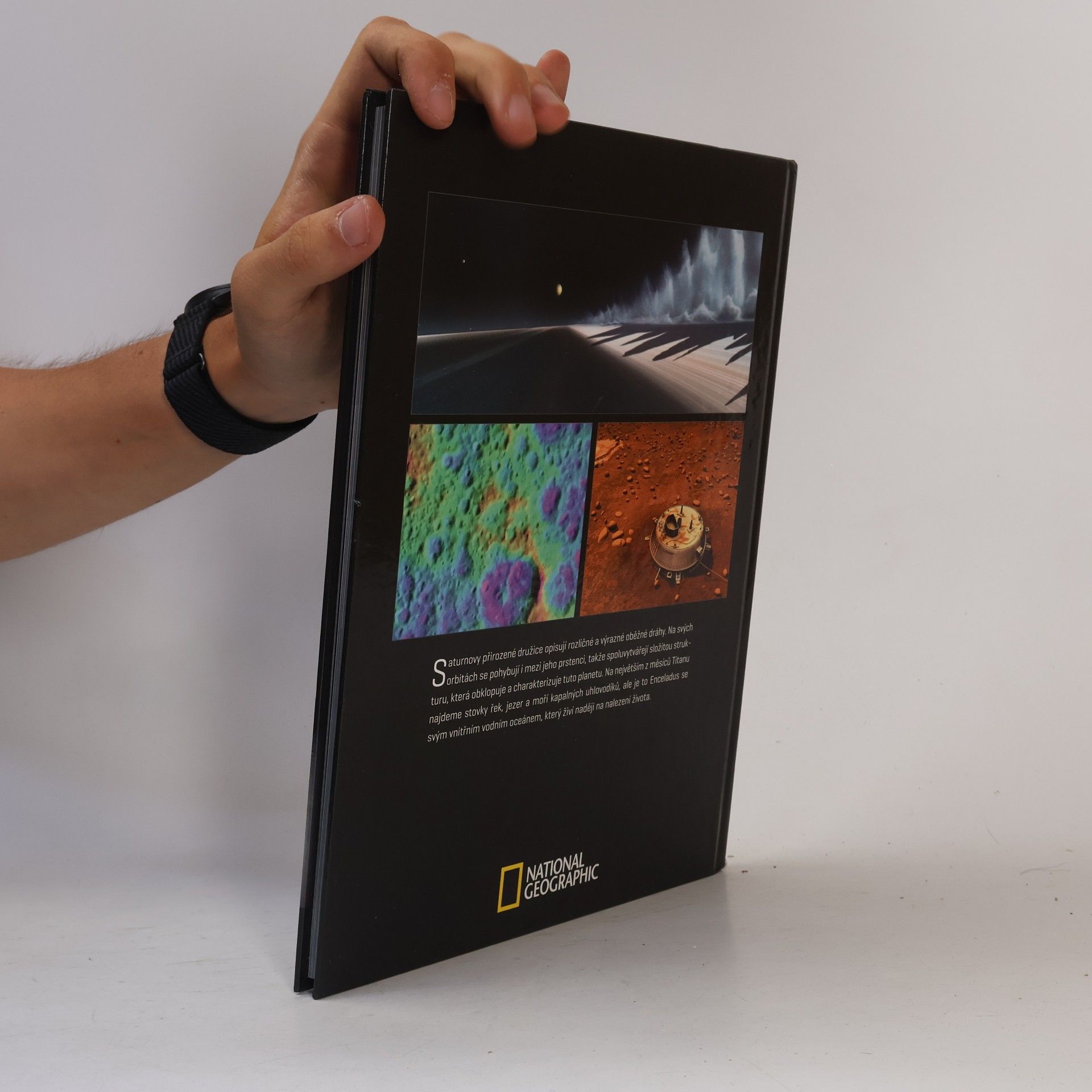 Autores varios Atlas Vesmíru 37. Saturnovy měsíce