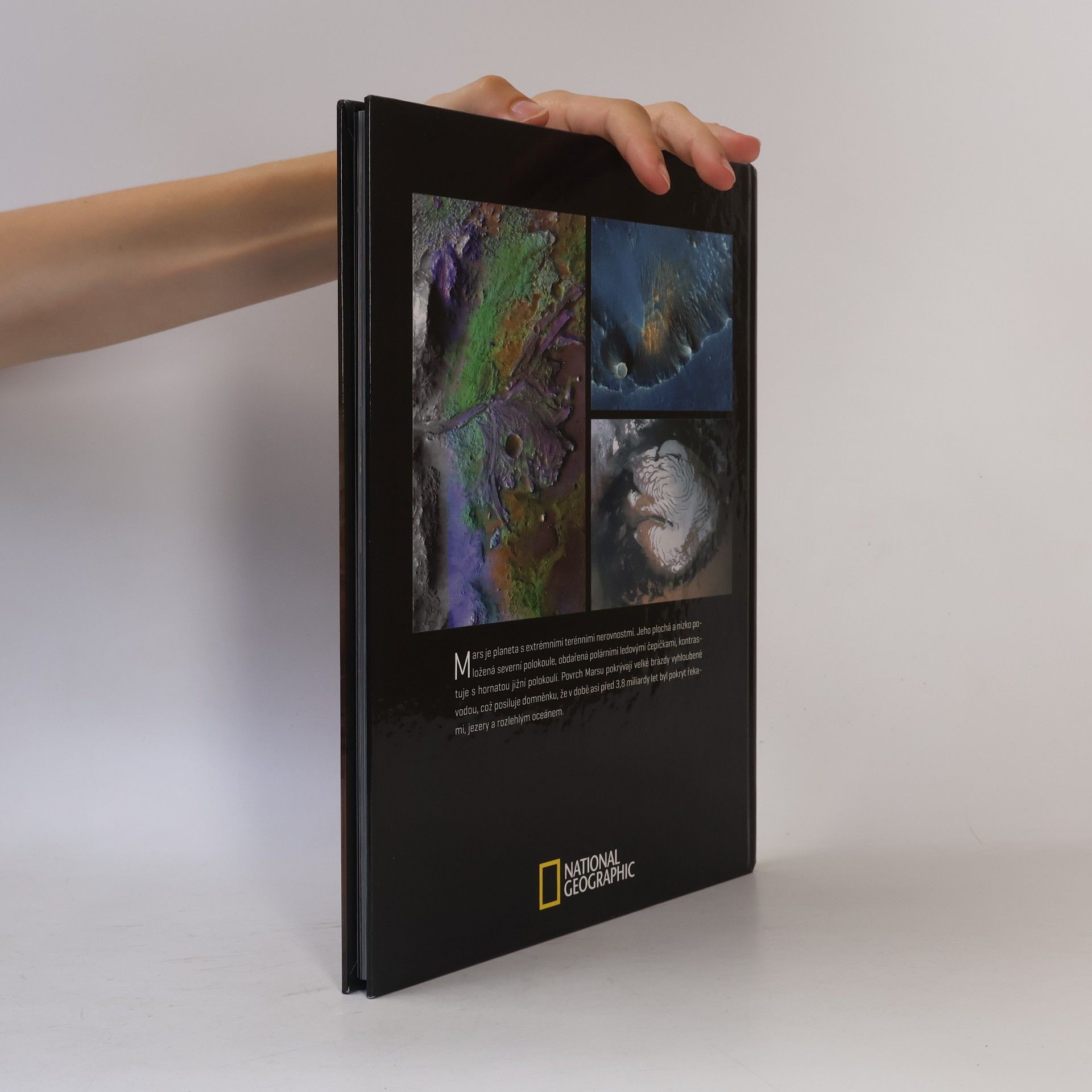 Autorenkollektiv Atlas vesmíru. Mars údolí a pláně