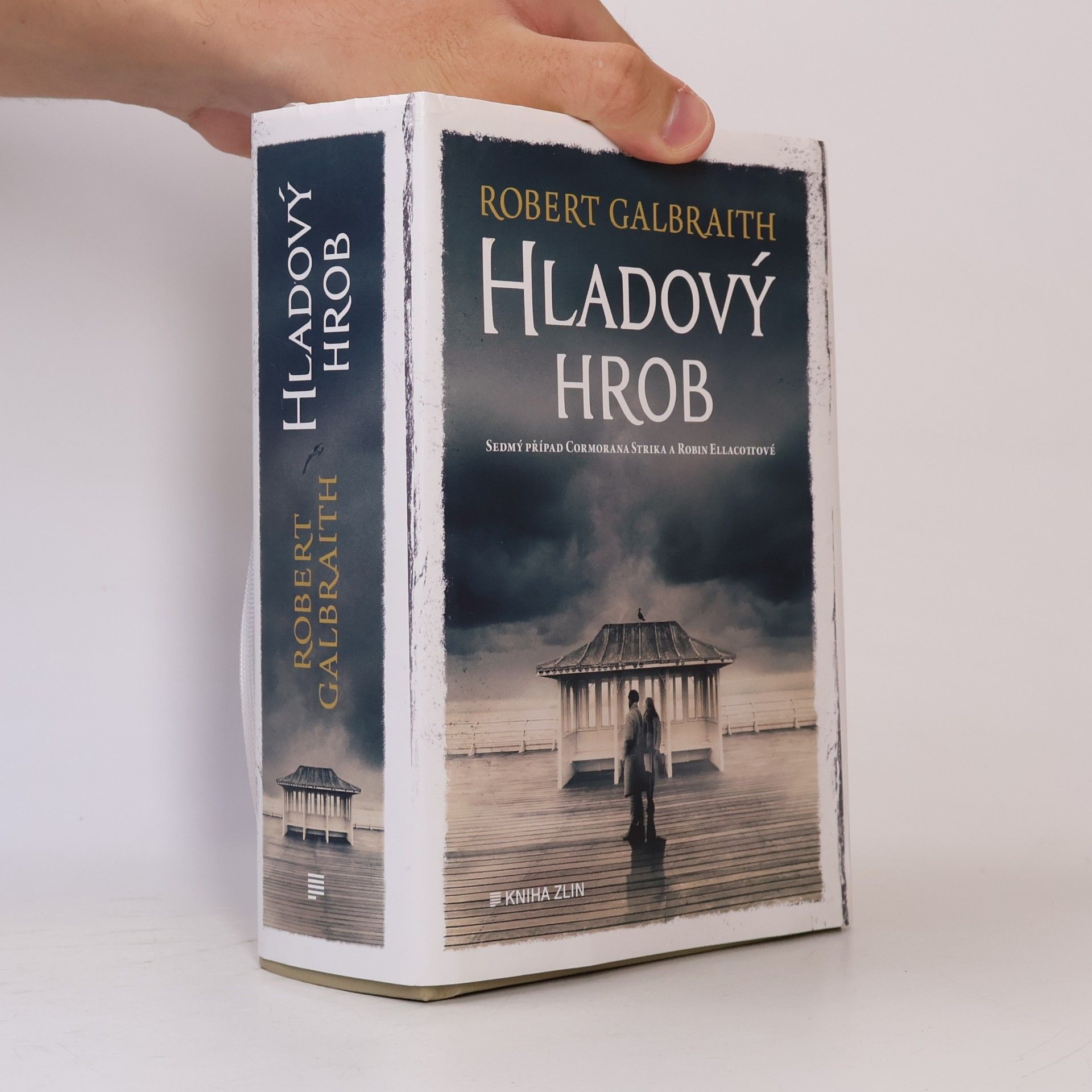 J. K. Rowling Hladový hrob