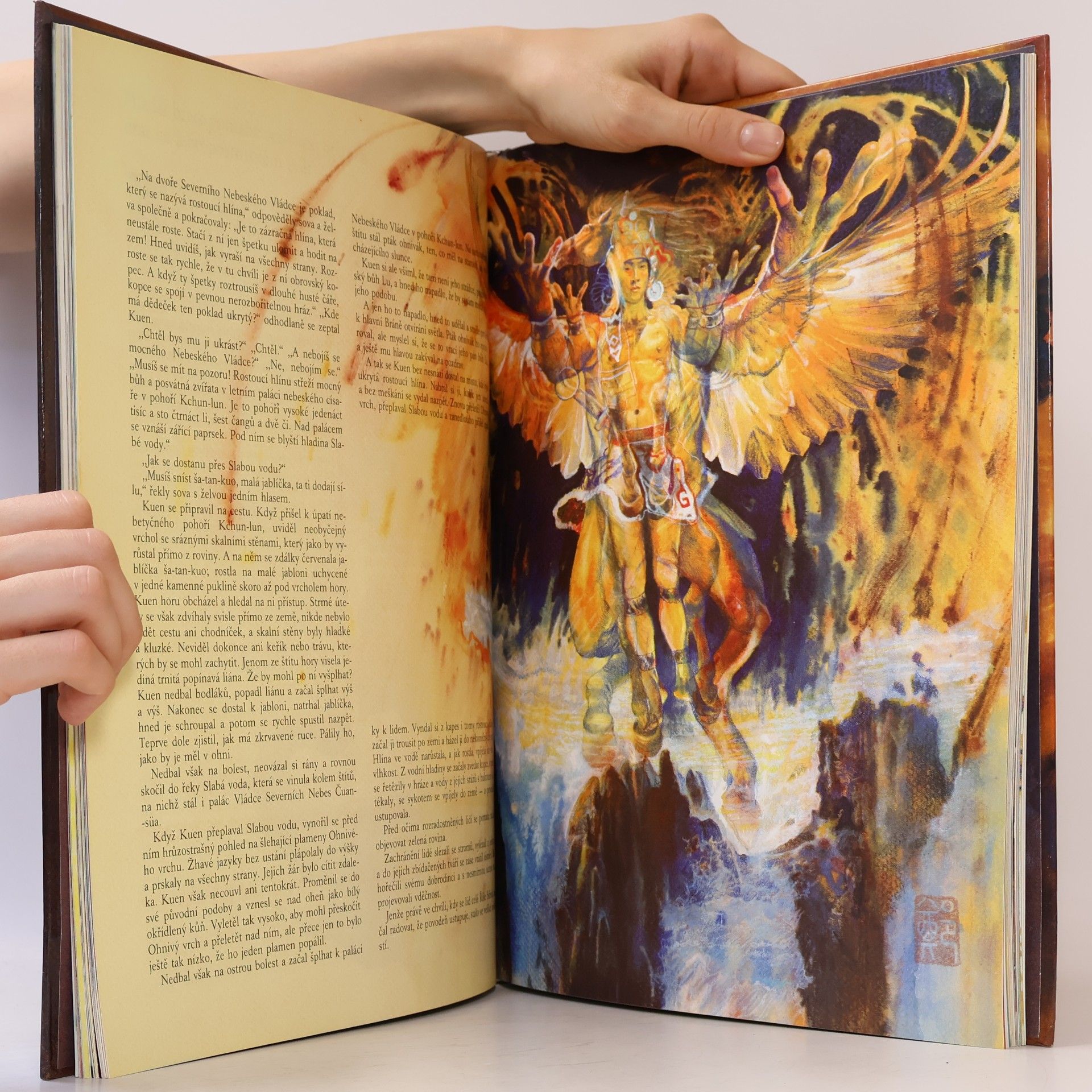 Various authors Příběhy dračích císařů. Mýty staré Číny