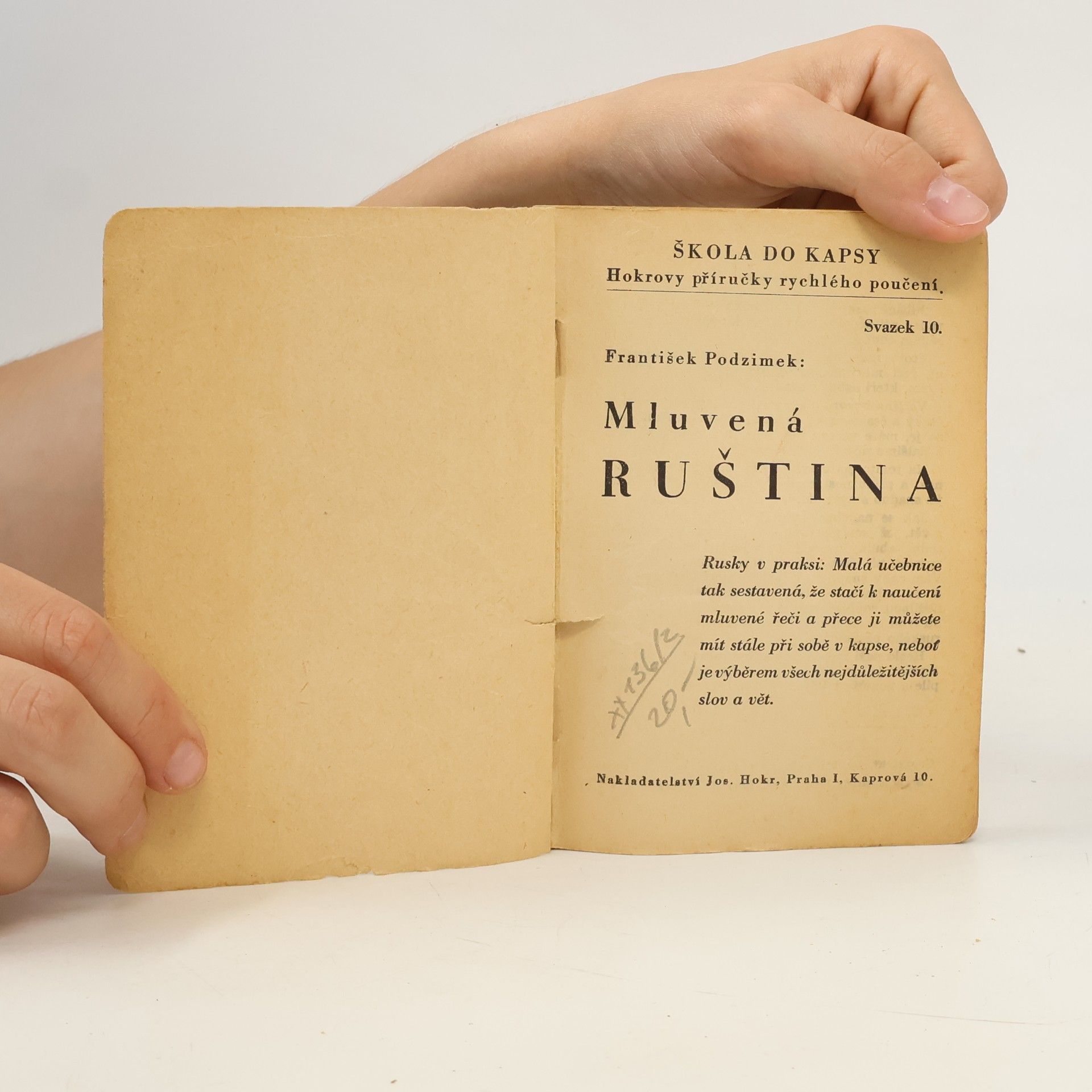 Autorenkollektiv Škola do kapsy. Mluvená Ruština